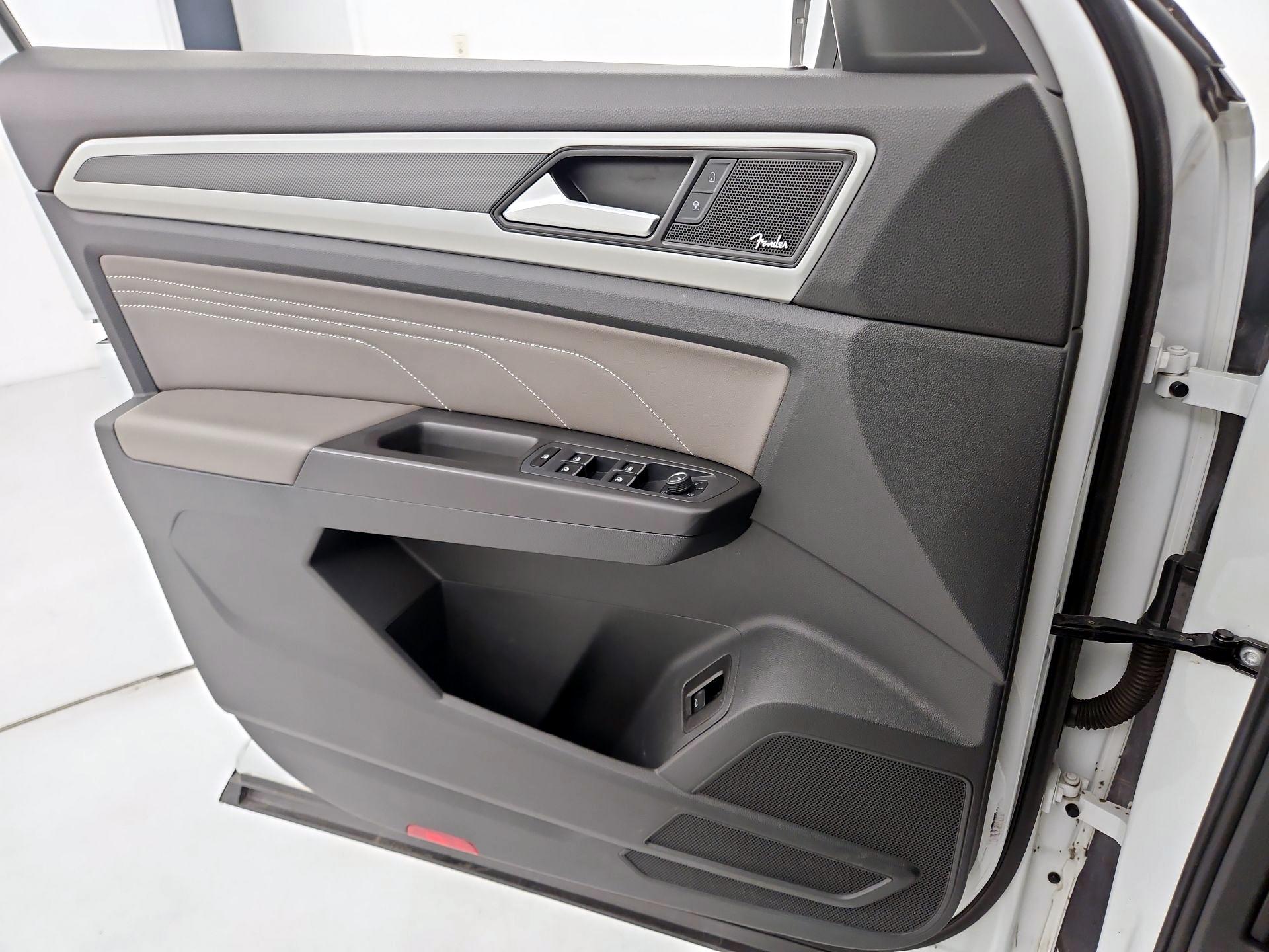 Thumbnail: 2022 Volkswagen Atlas - 12