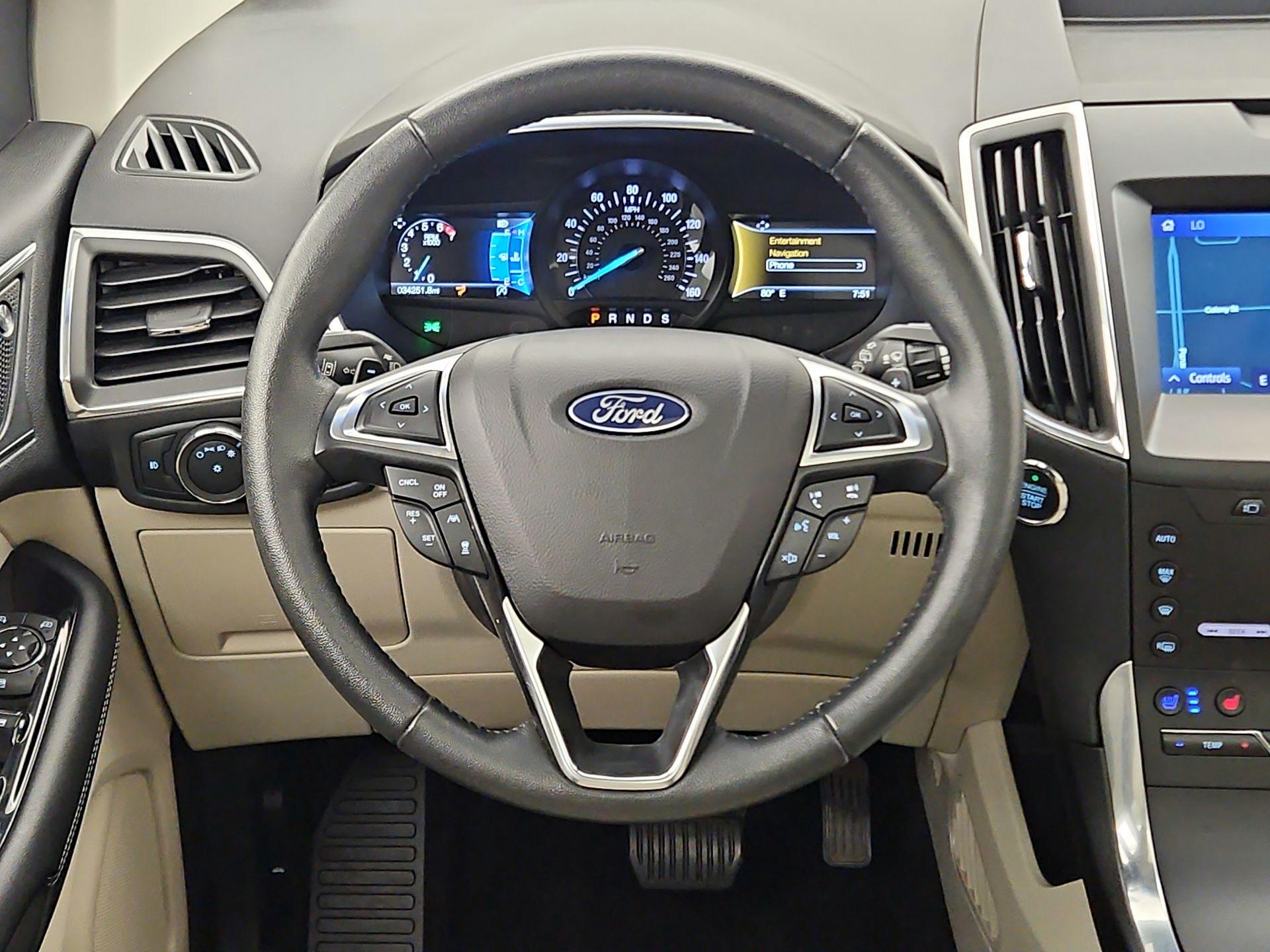 Thumbnail: 2020 Ford Edge - 10