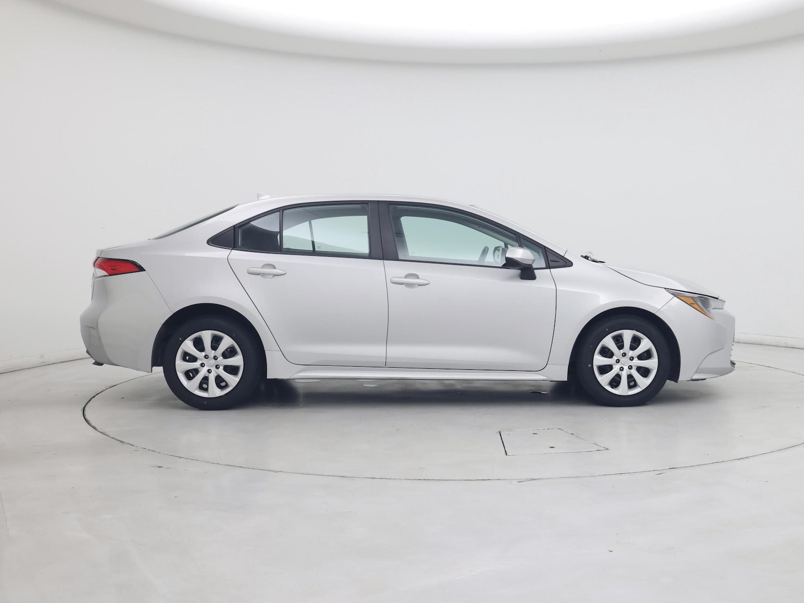 2024 Toyota Corolla LE - Photo 8