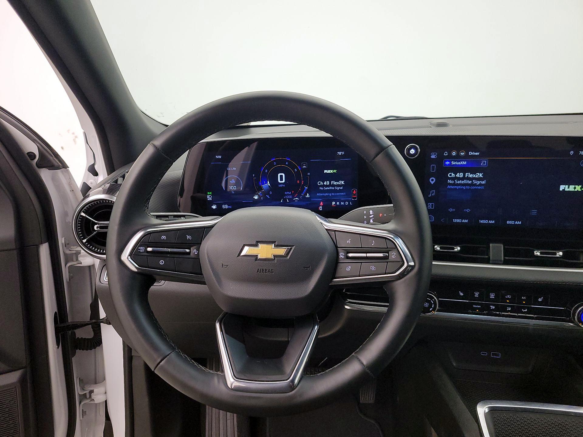 Thumbnail: 2025 Chevrolet Equinox - 10