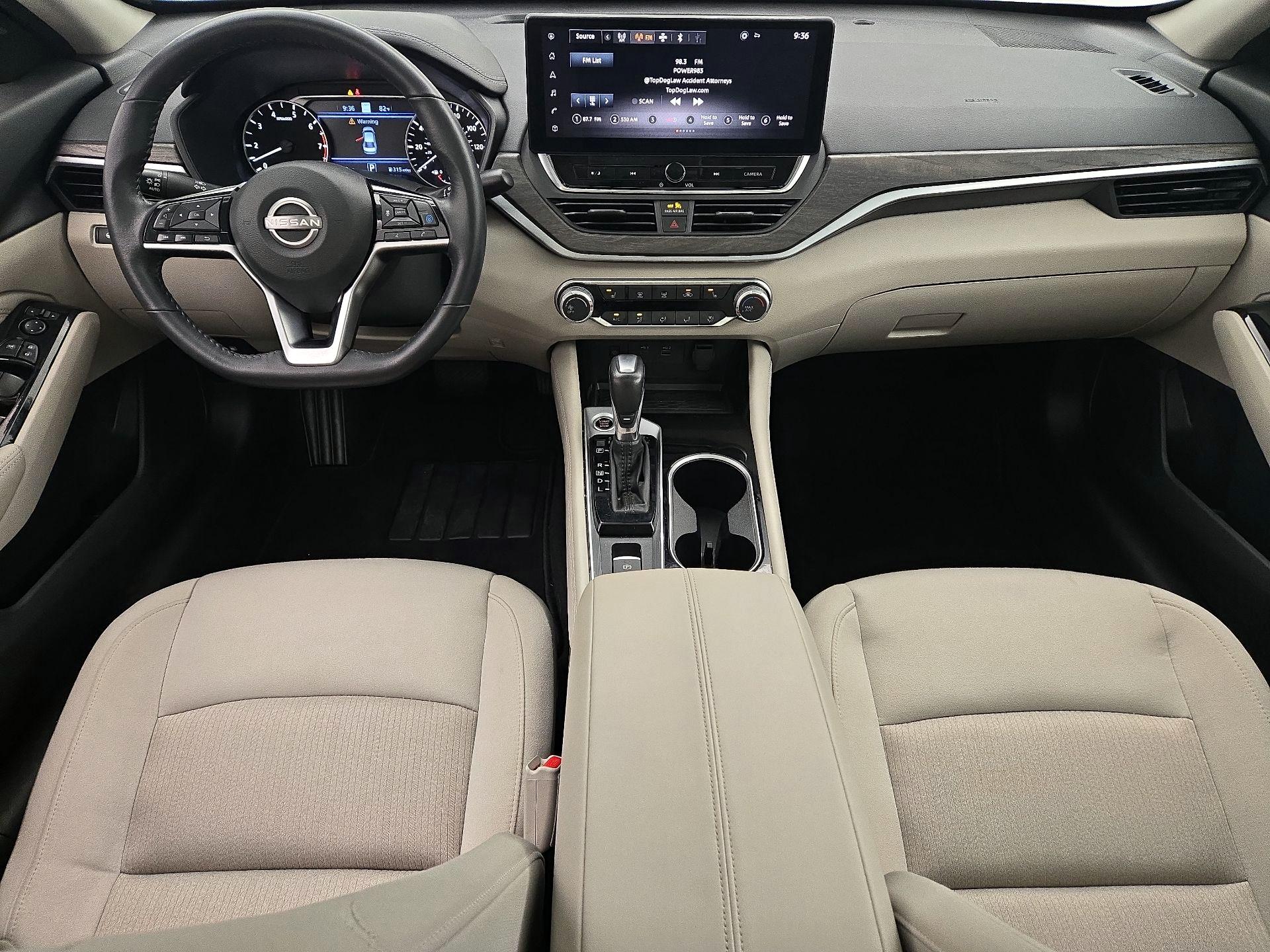 Thumbnail: 2023 Nissan Altima - 9