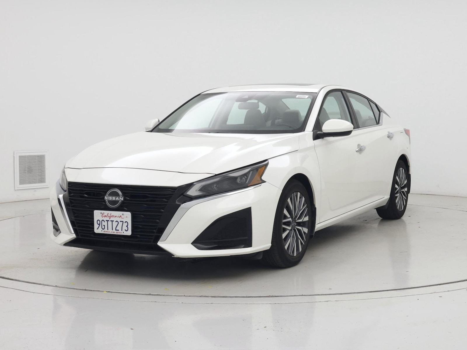 2023 Nissan Altima SV - Photo 5