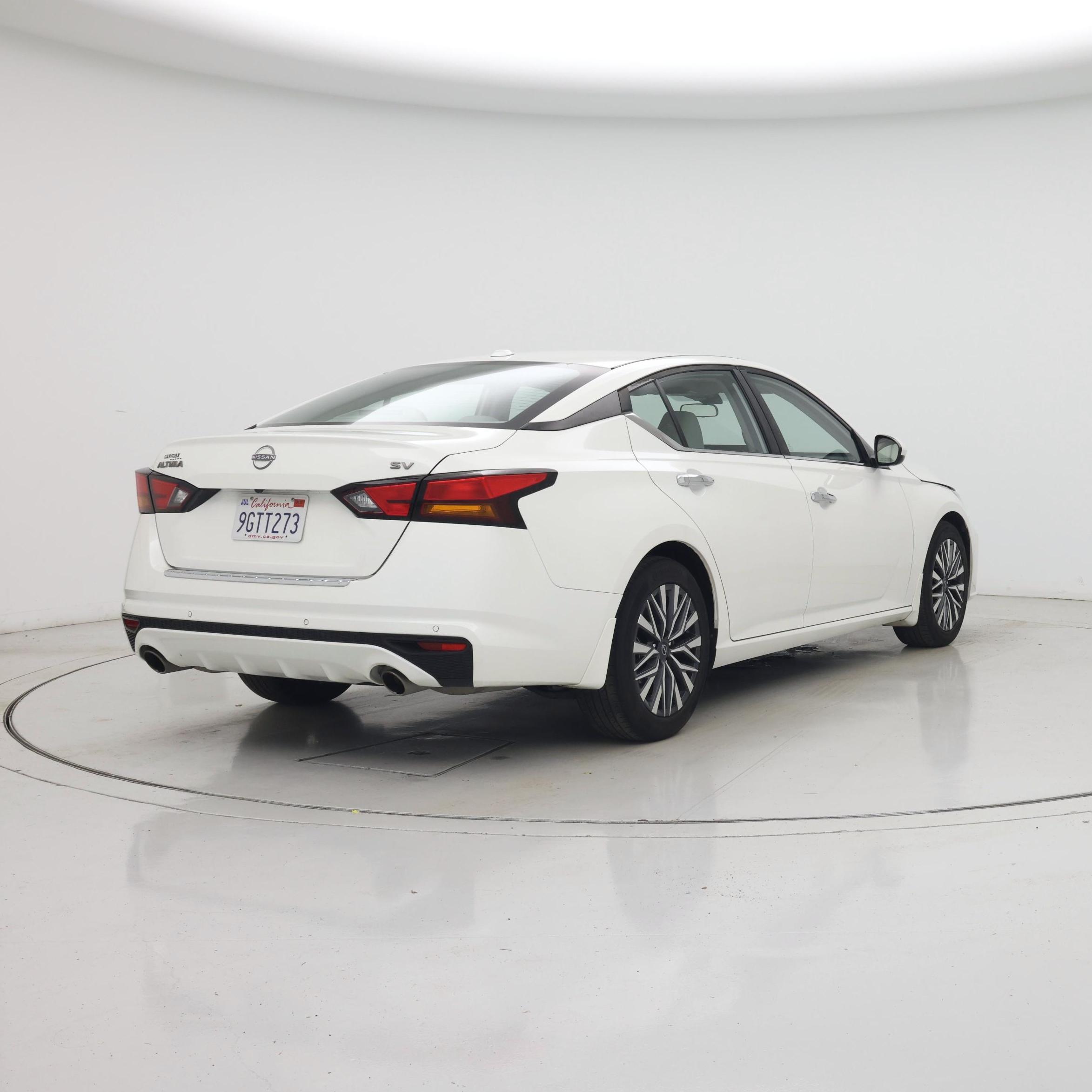 Thumbnail: 2023 Nissan Altima - 8