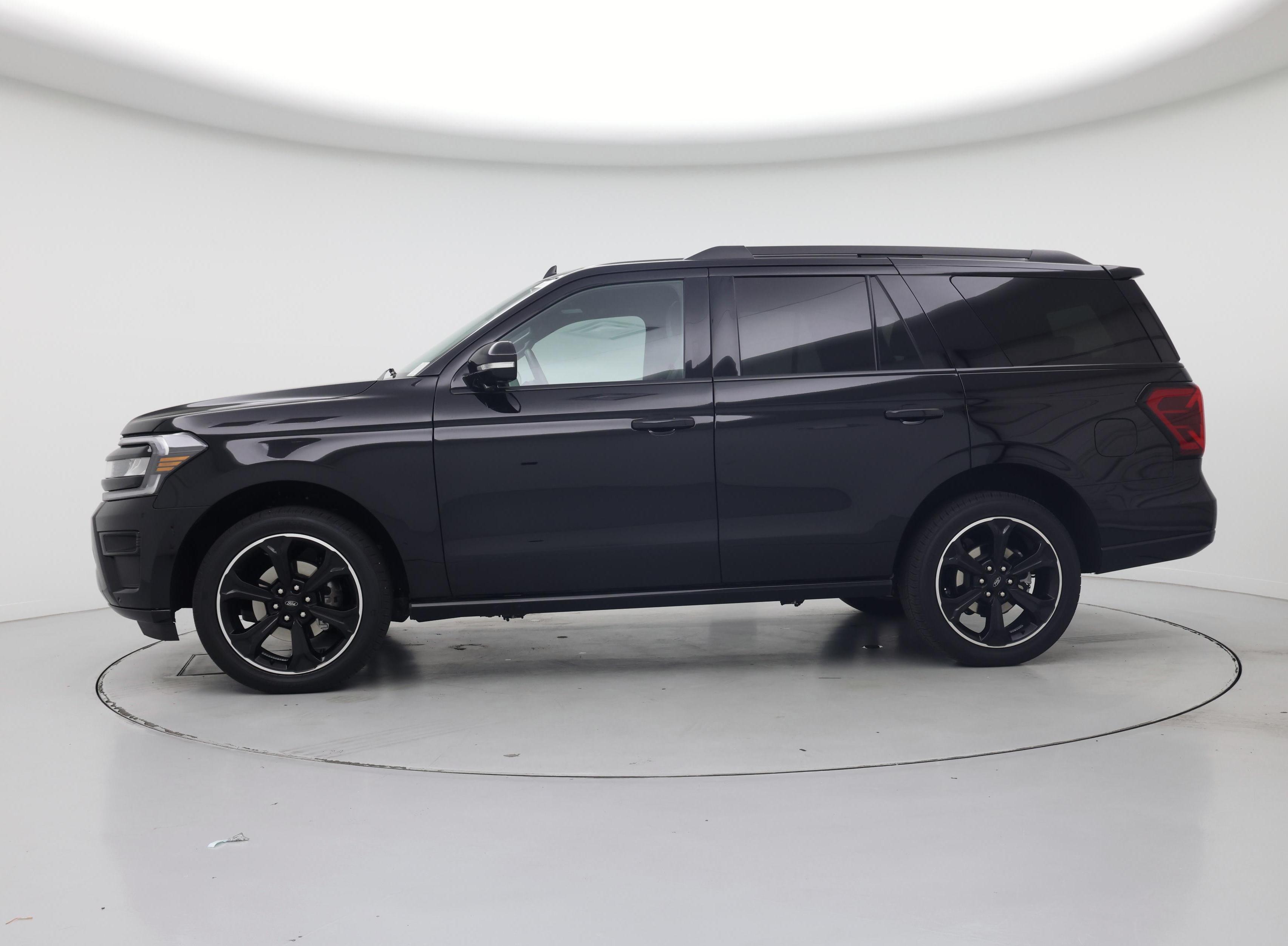 Thumbnail: 2023 Ford Expedition - 3