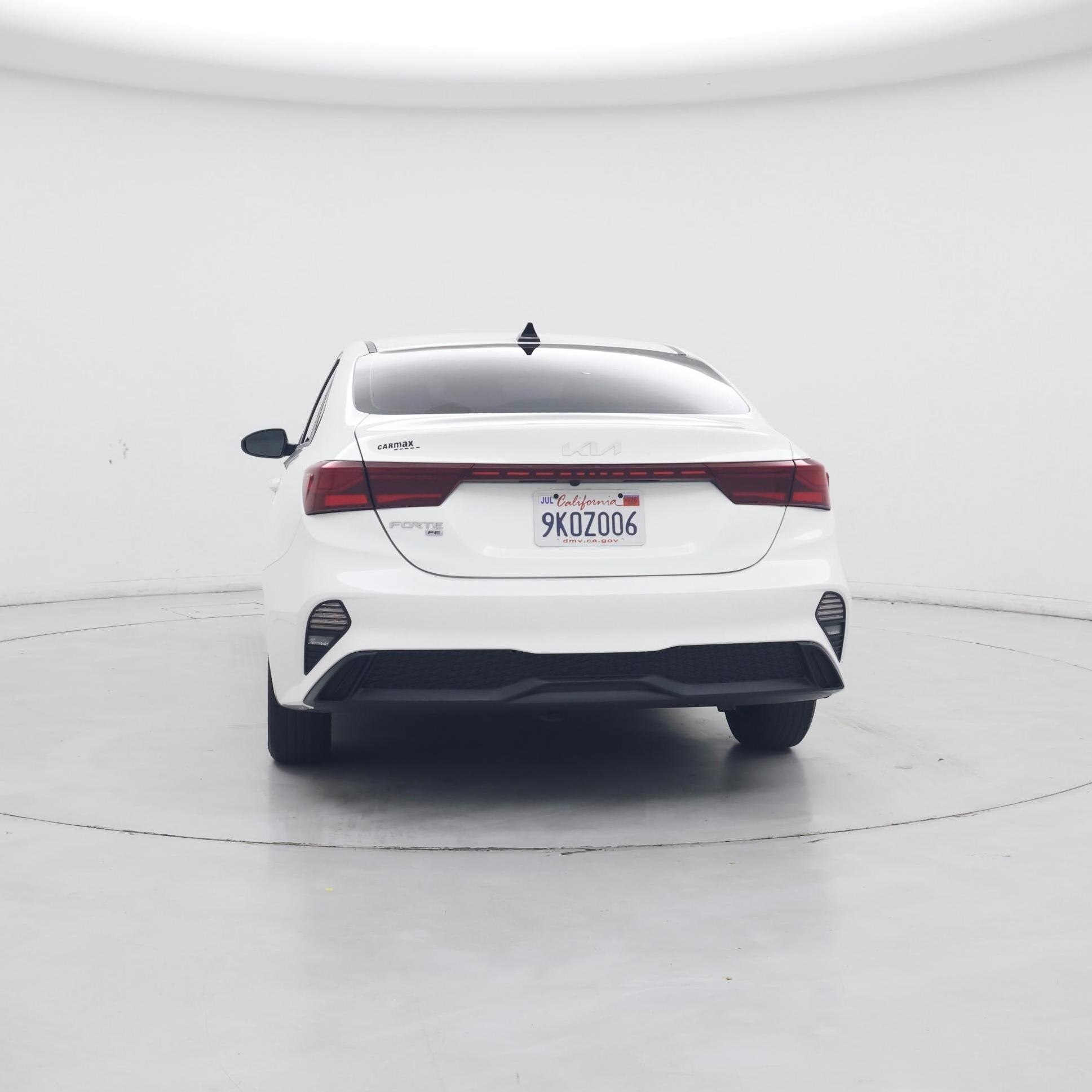 Thumbnail: 2023 Kia Forte - 6