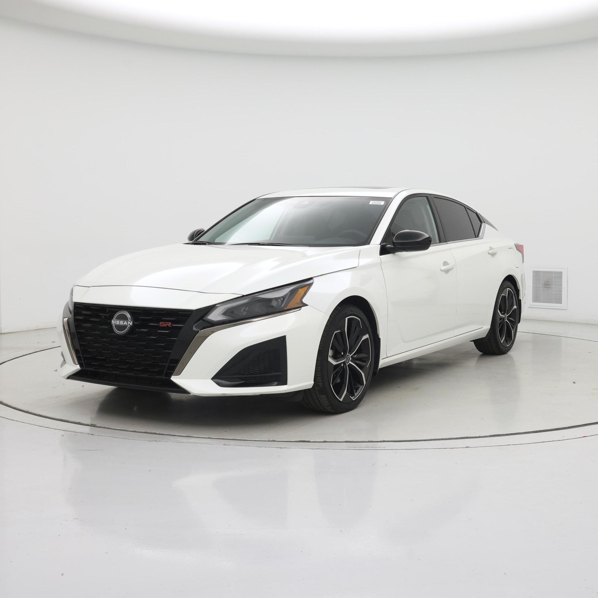 Thumbnail: 2023 Nissan Altima - 4
