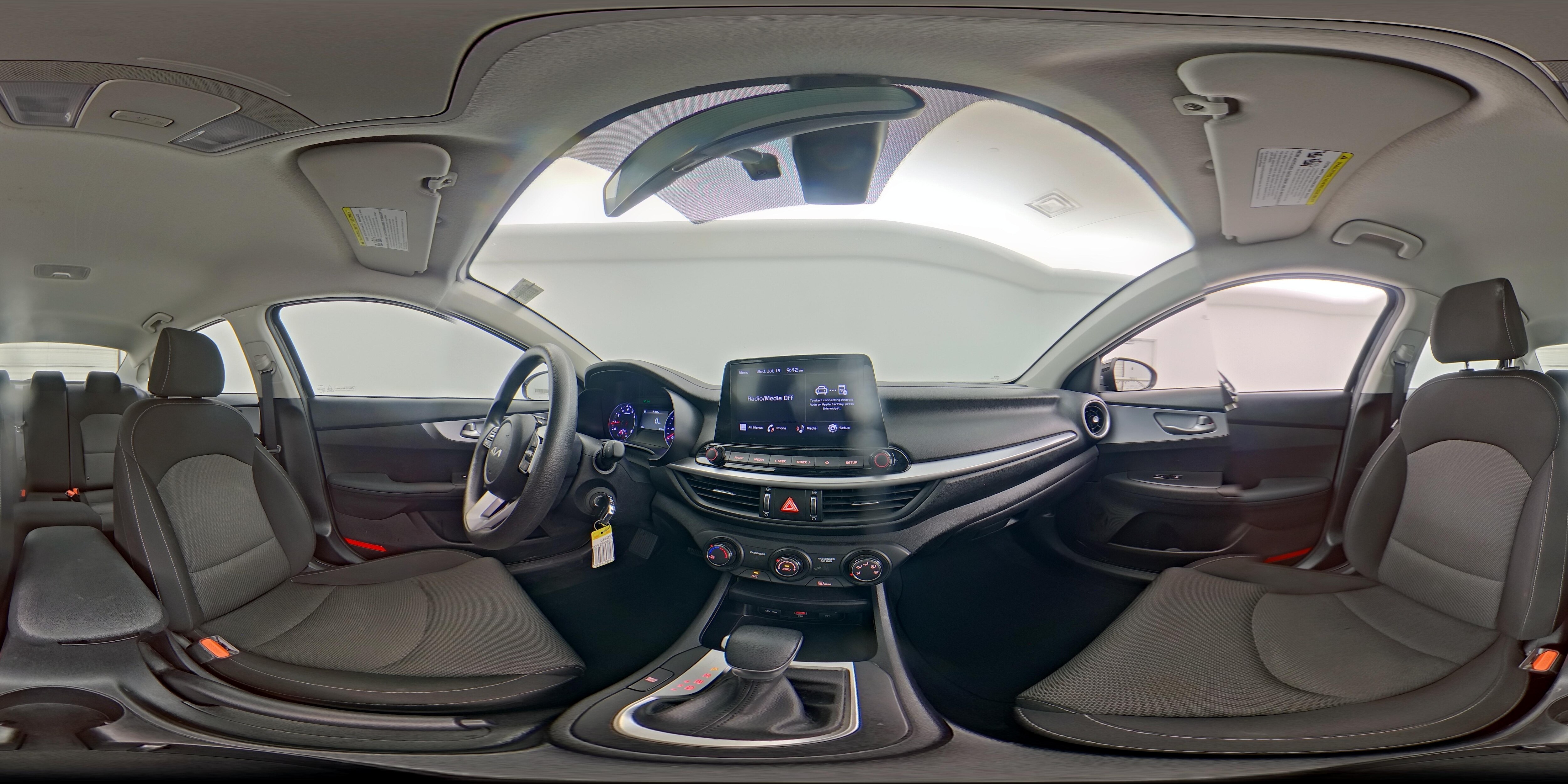 2024 Kia Forte LX - Photo 24