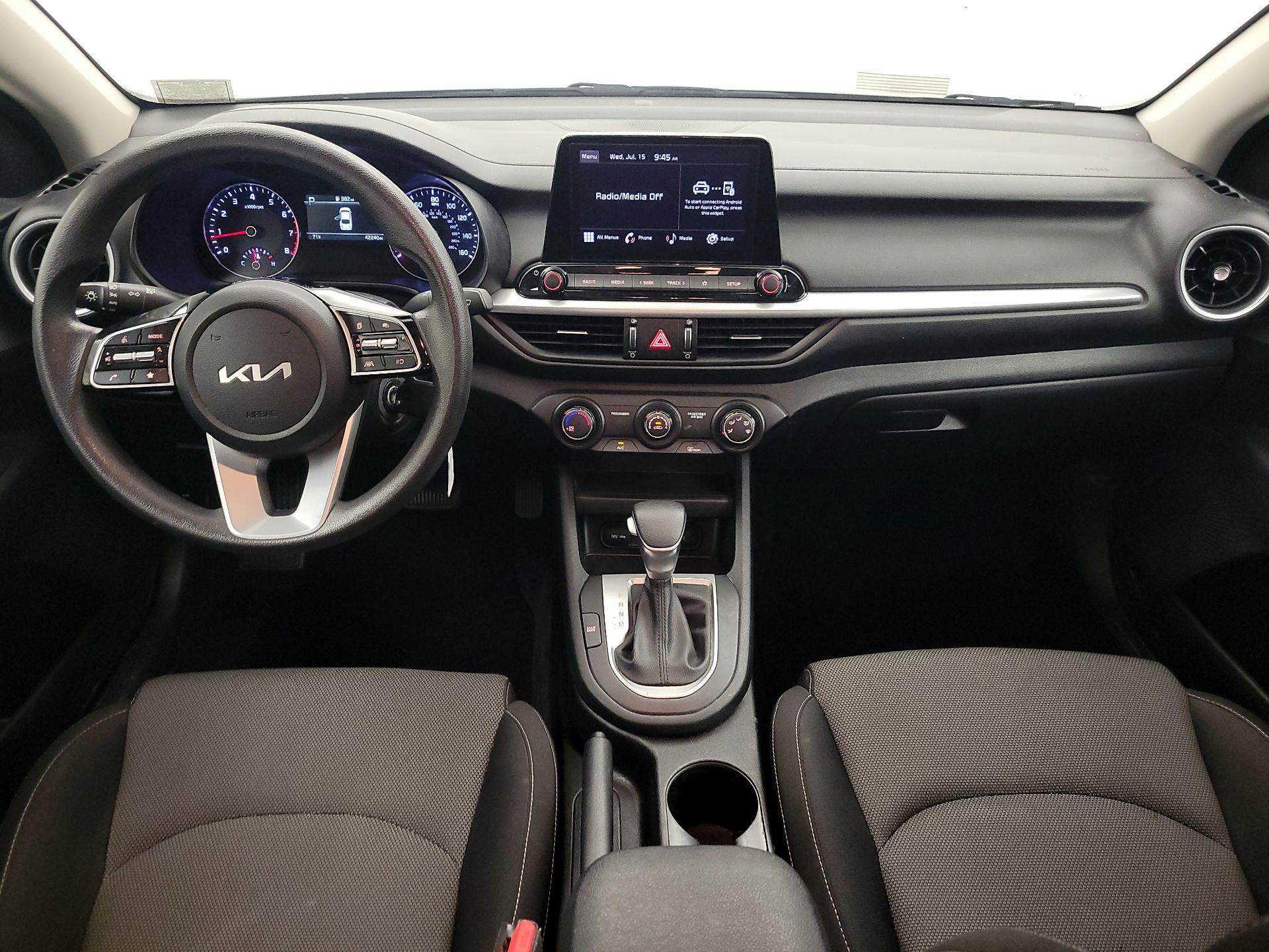 Thumbnail: 2024 Kia Forte - 9