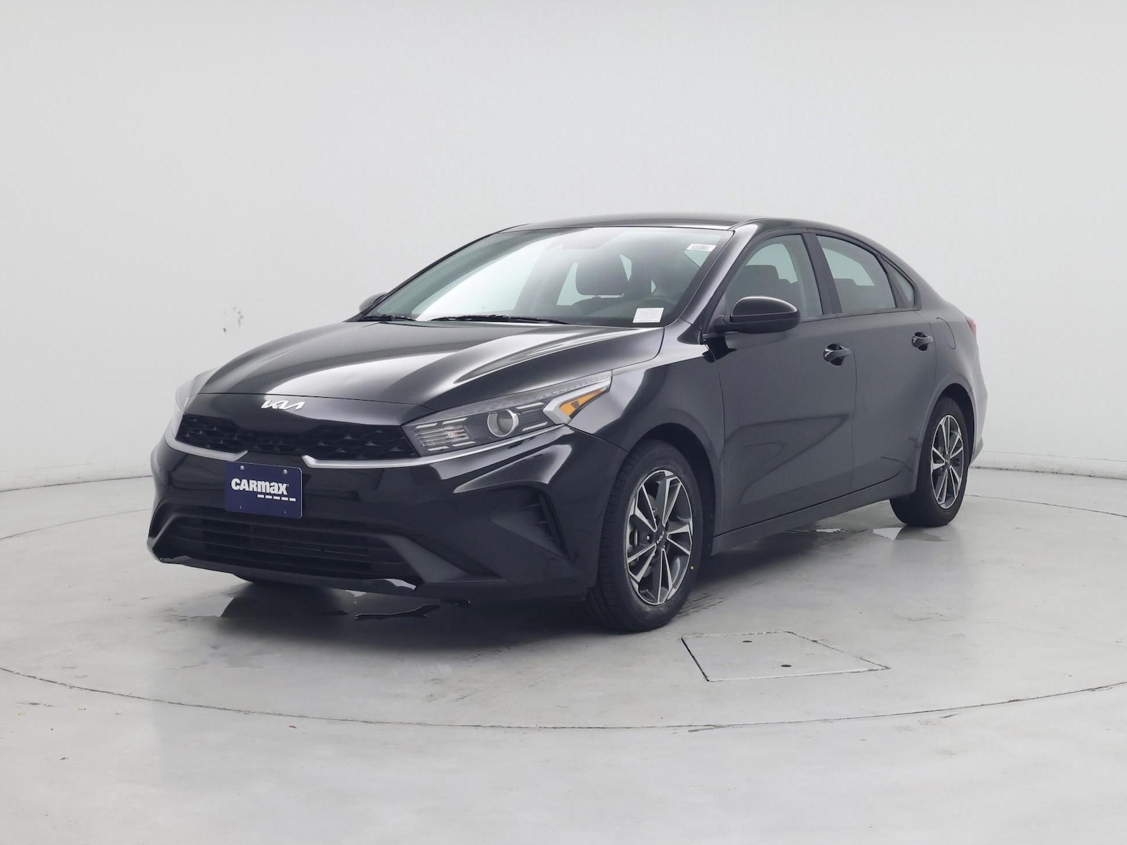 2024 Kia Forte LX - Photo 5