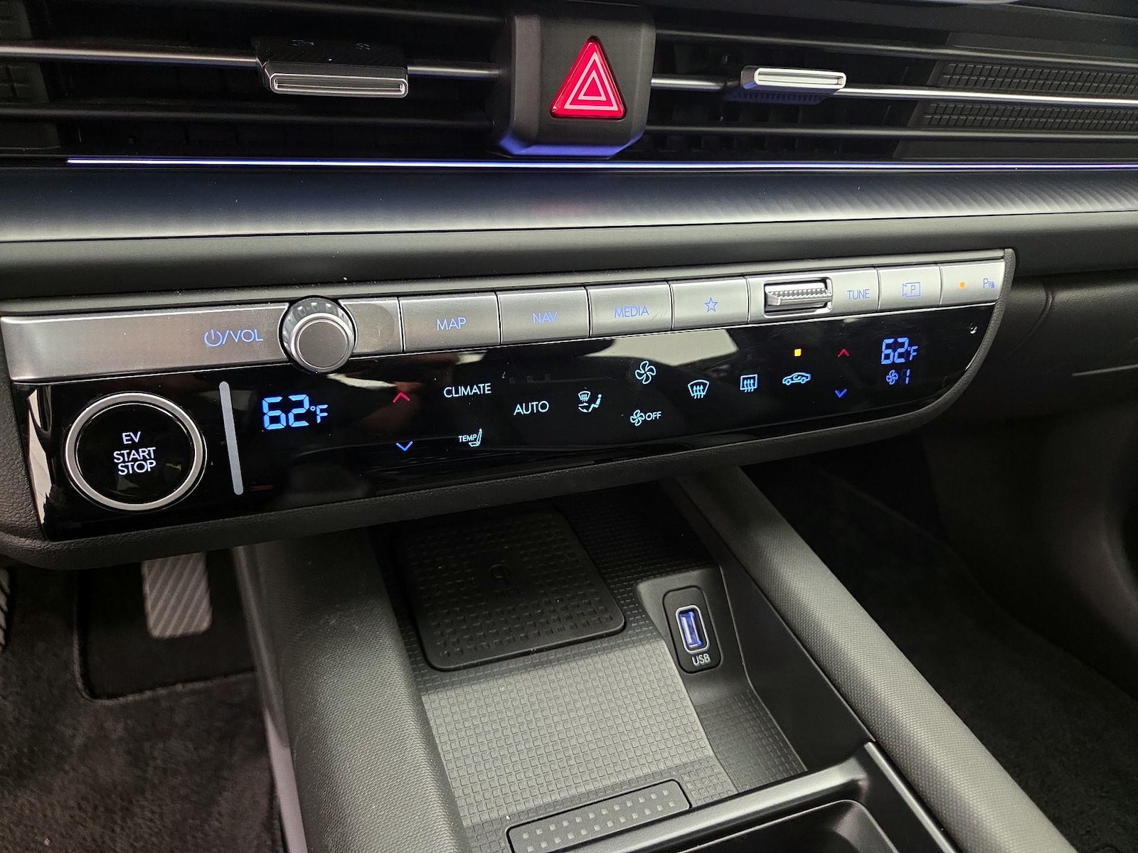 2024 Hyundai IONIQ 6 SEL - Photo 18