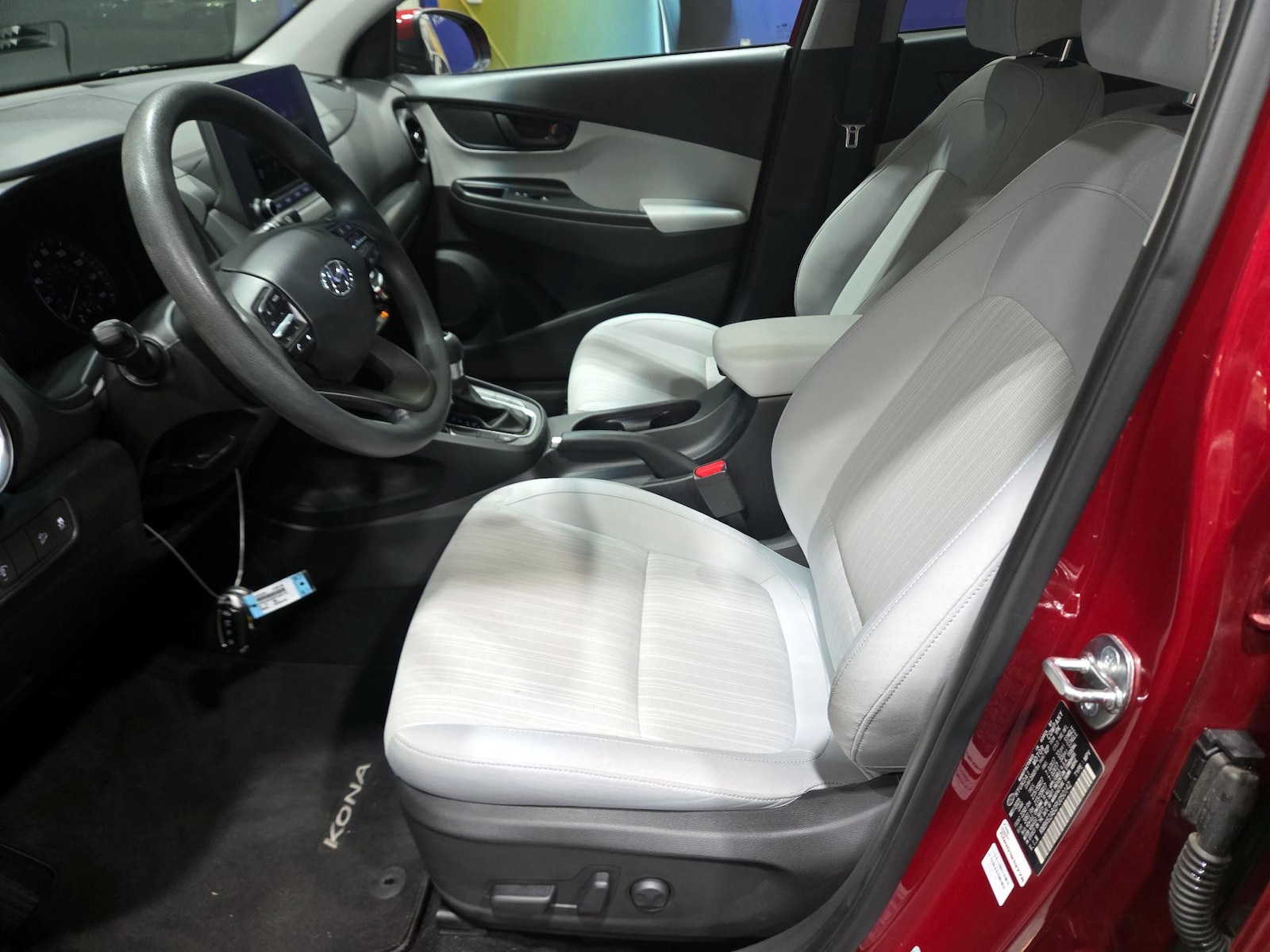 2023 Hyundai Kona SEL - Photo 10