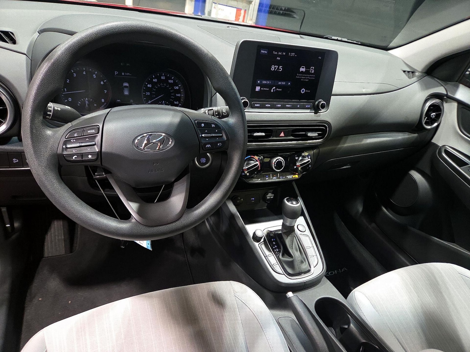 2023 Hyundai Kona SEL - Photo 8
