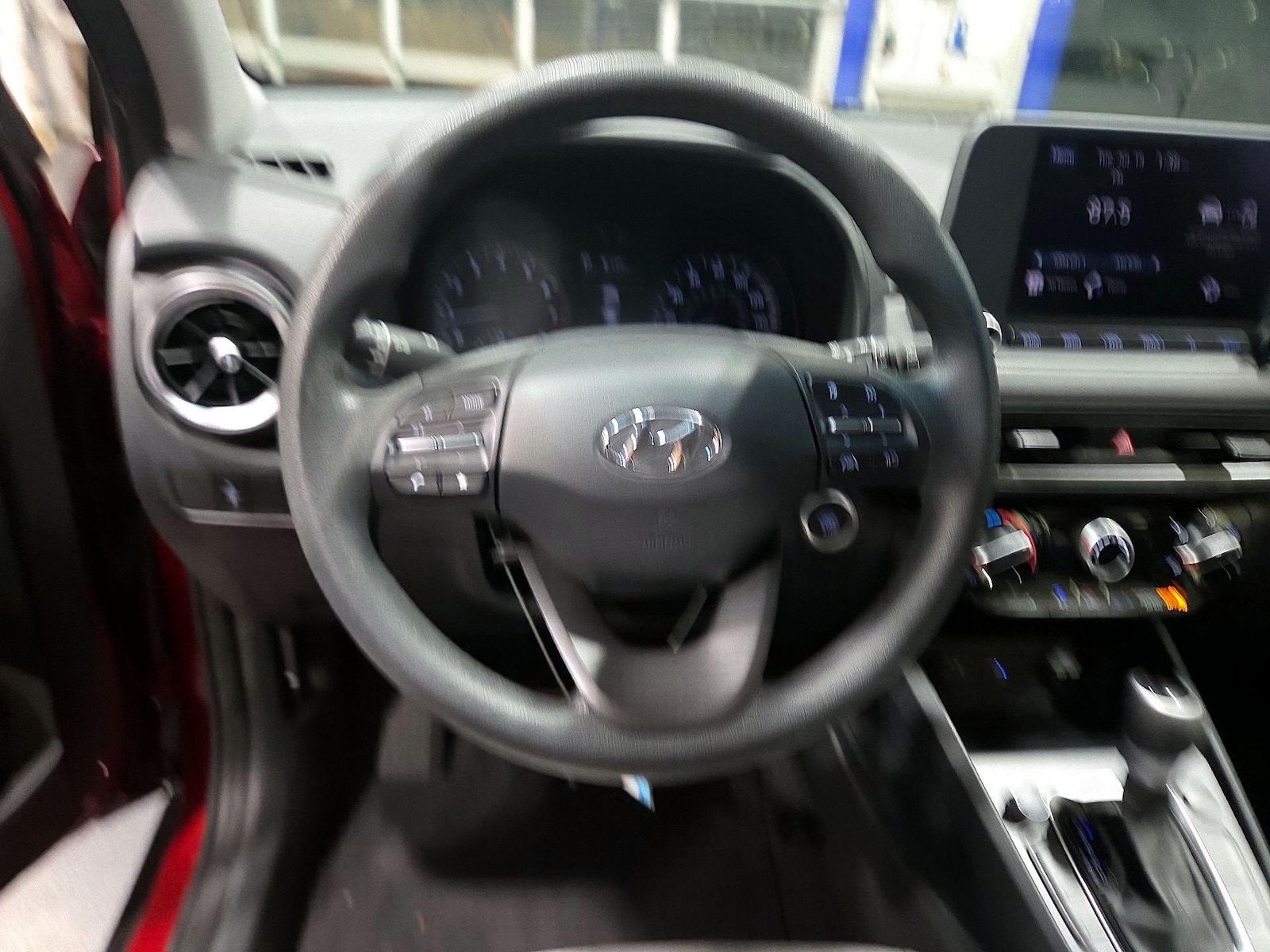 2023 Hyundai Kona SEL - Photo 9