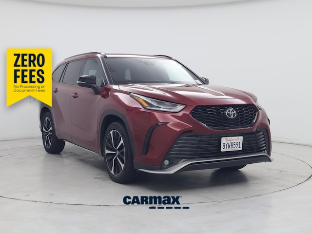 Red 2021 Toyota Highlander SUV / Crossover Front-Wheel Drive Automatic