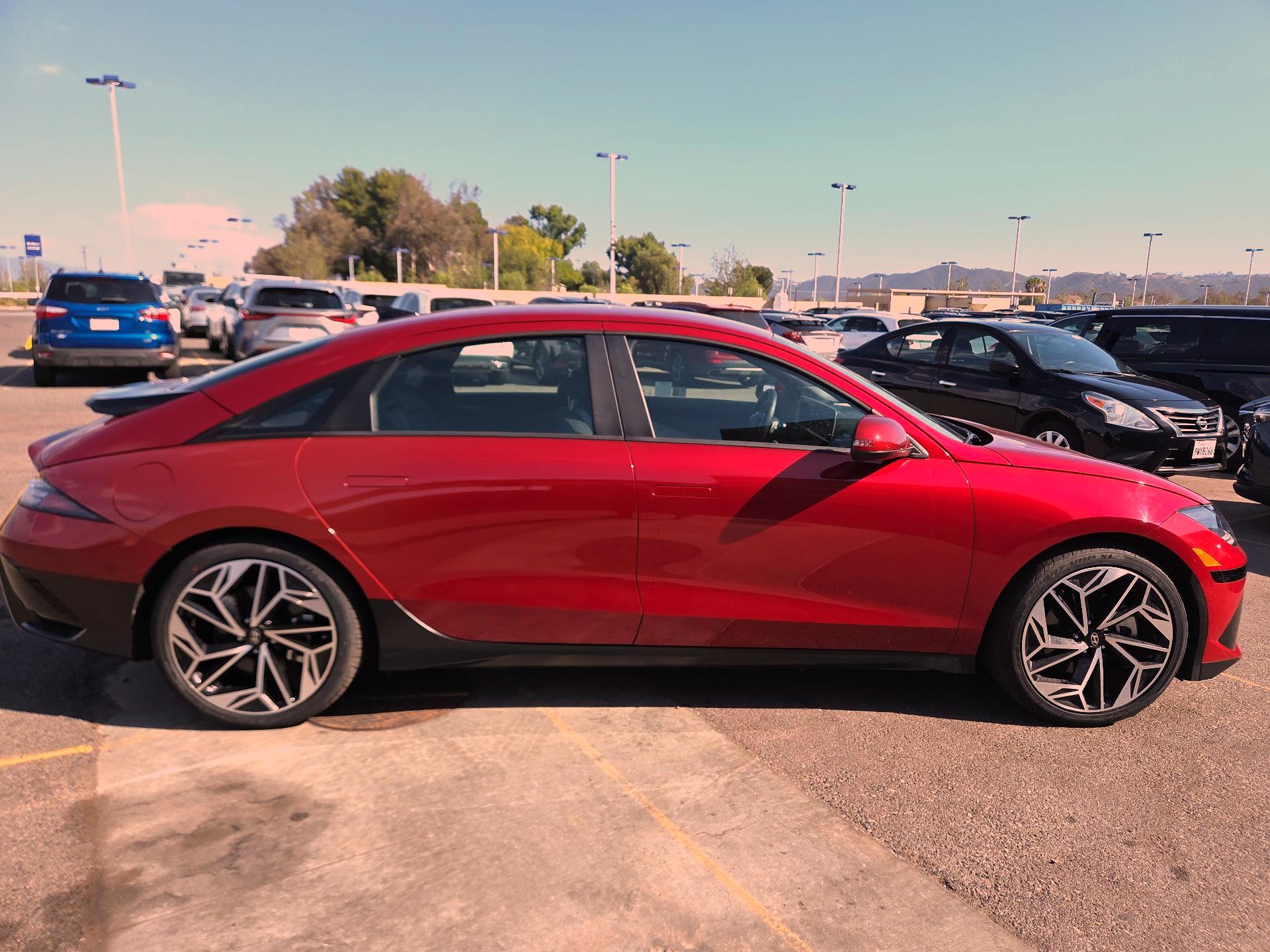 Thumbnail: 2024 Hyundai Ioniq 6 - 4