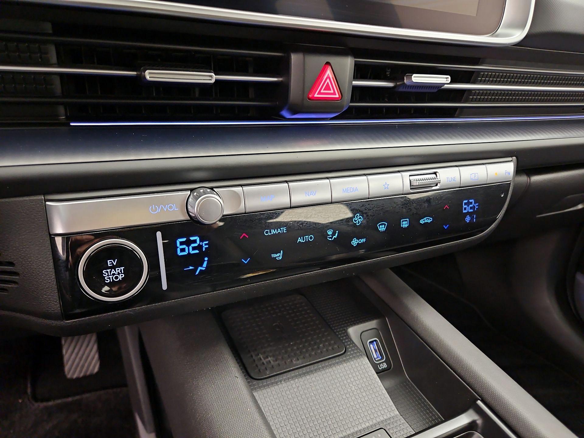 Thumbnail: 2024 Hyundai Ioniq 6 - 14