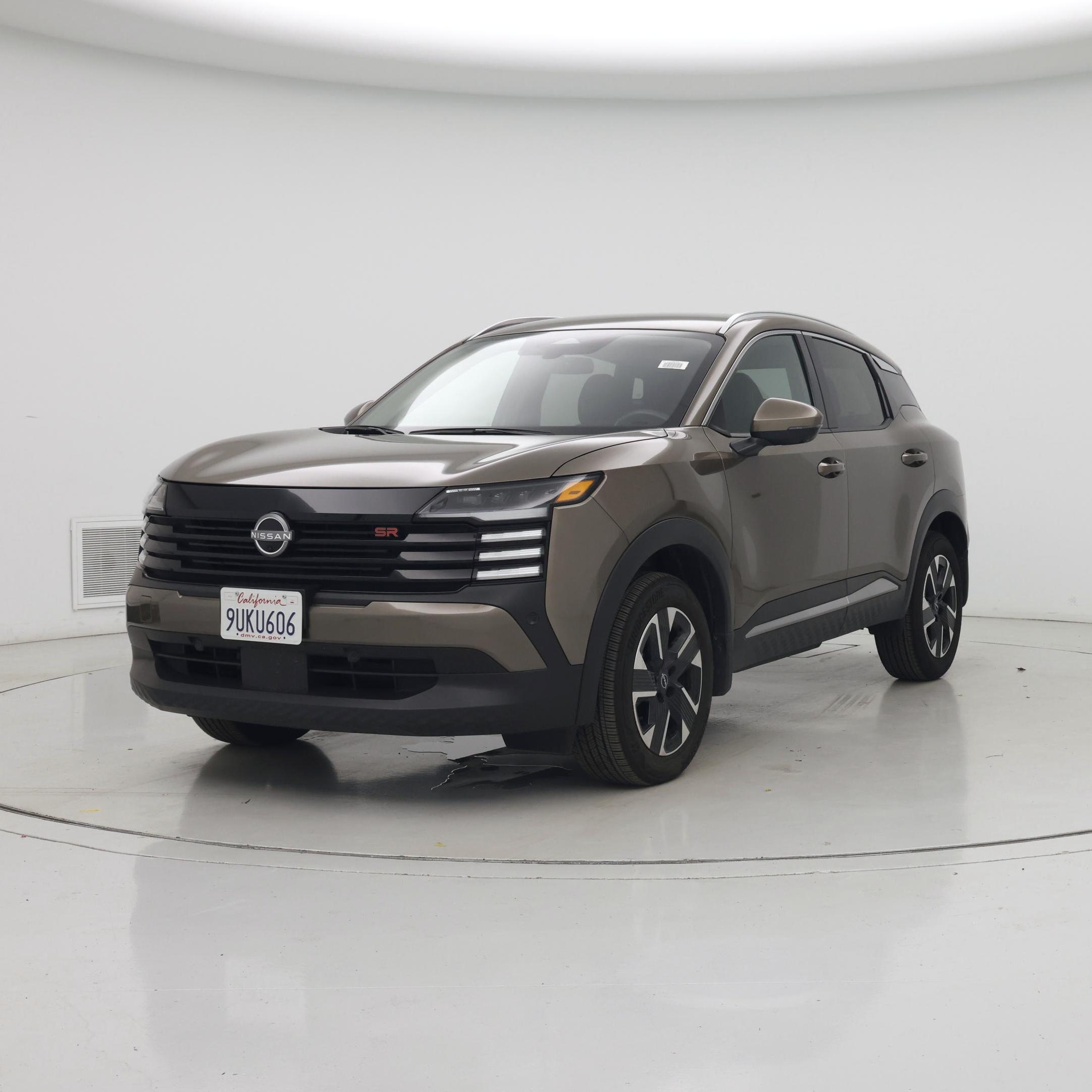 Thumbnail: 2025 Nissan Kicks - 4