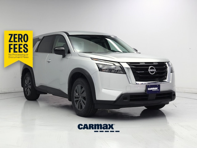 Silver 2024 Nissan Pathfinder SUV / Crossover Front-Wheel Drive Automatic