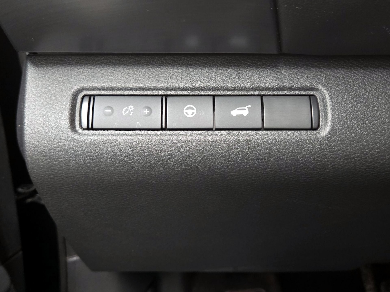 2024 Nissan Pathfinder SL - Photo 14