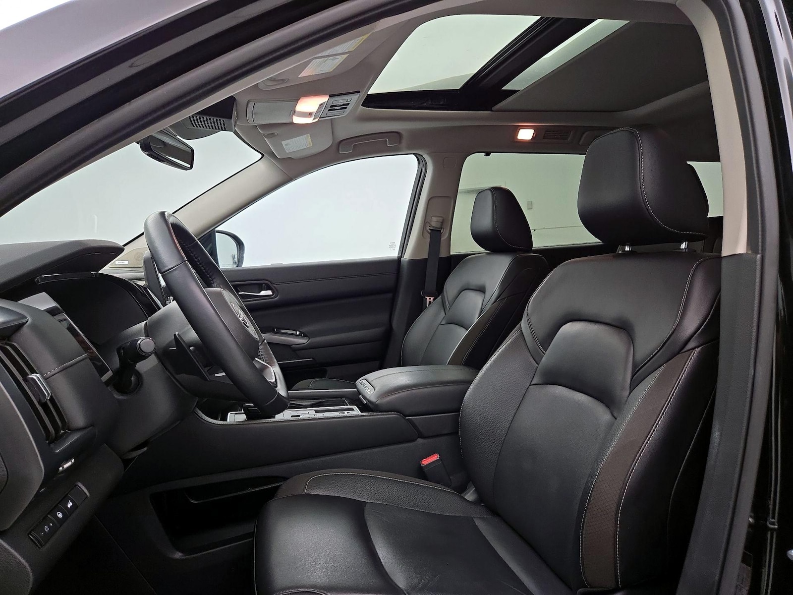 2024 Nissan Pathfinder SL - Photo 21