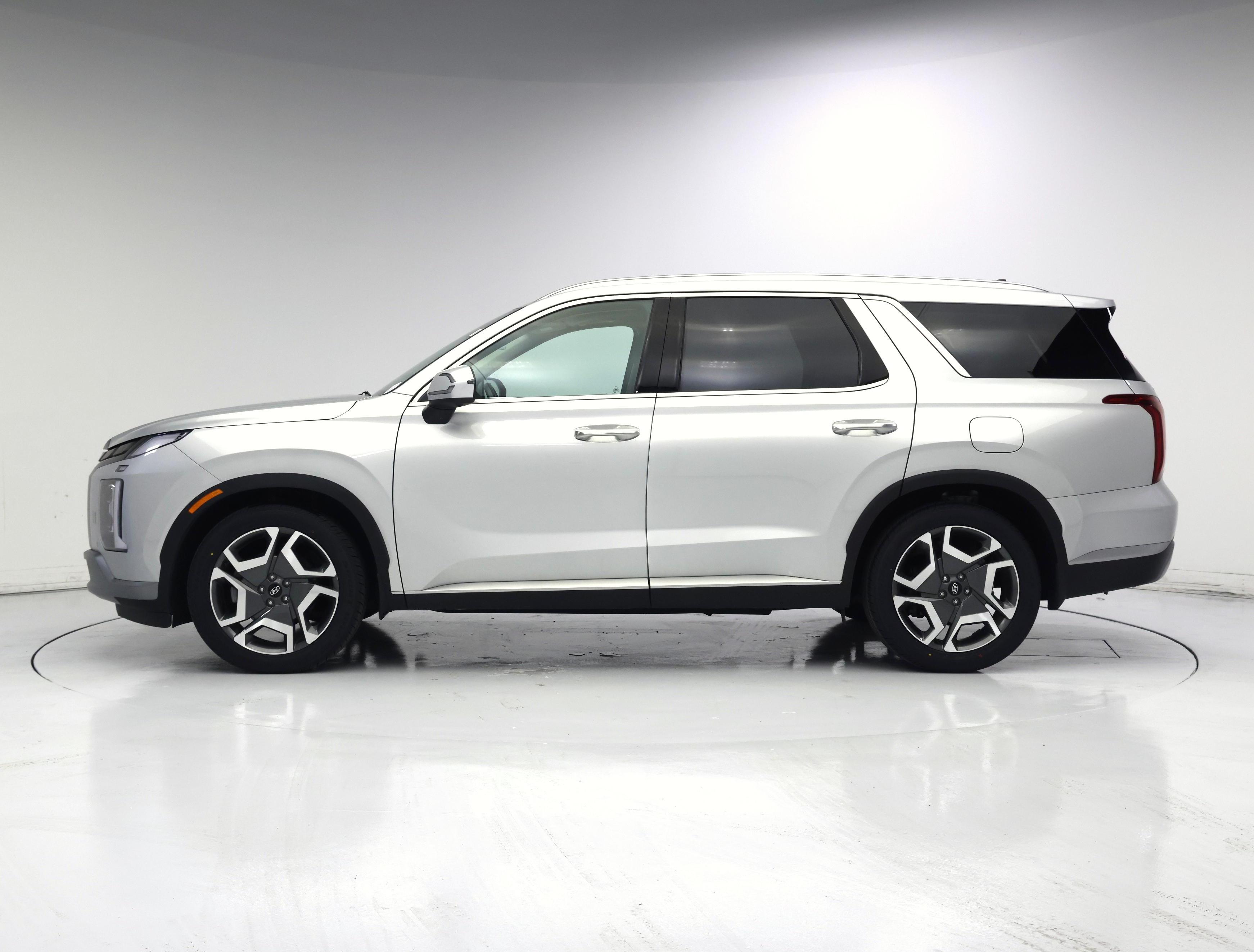 Thumbnail: 2023 Hyundai Palisade - 3