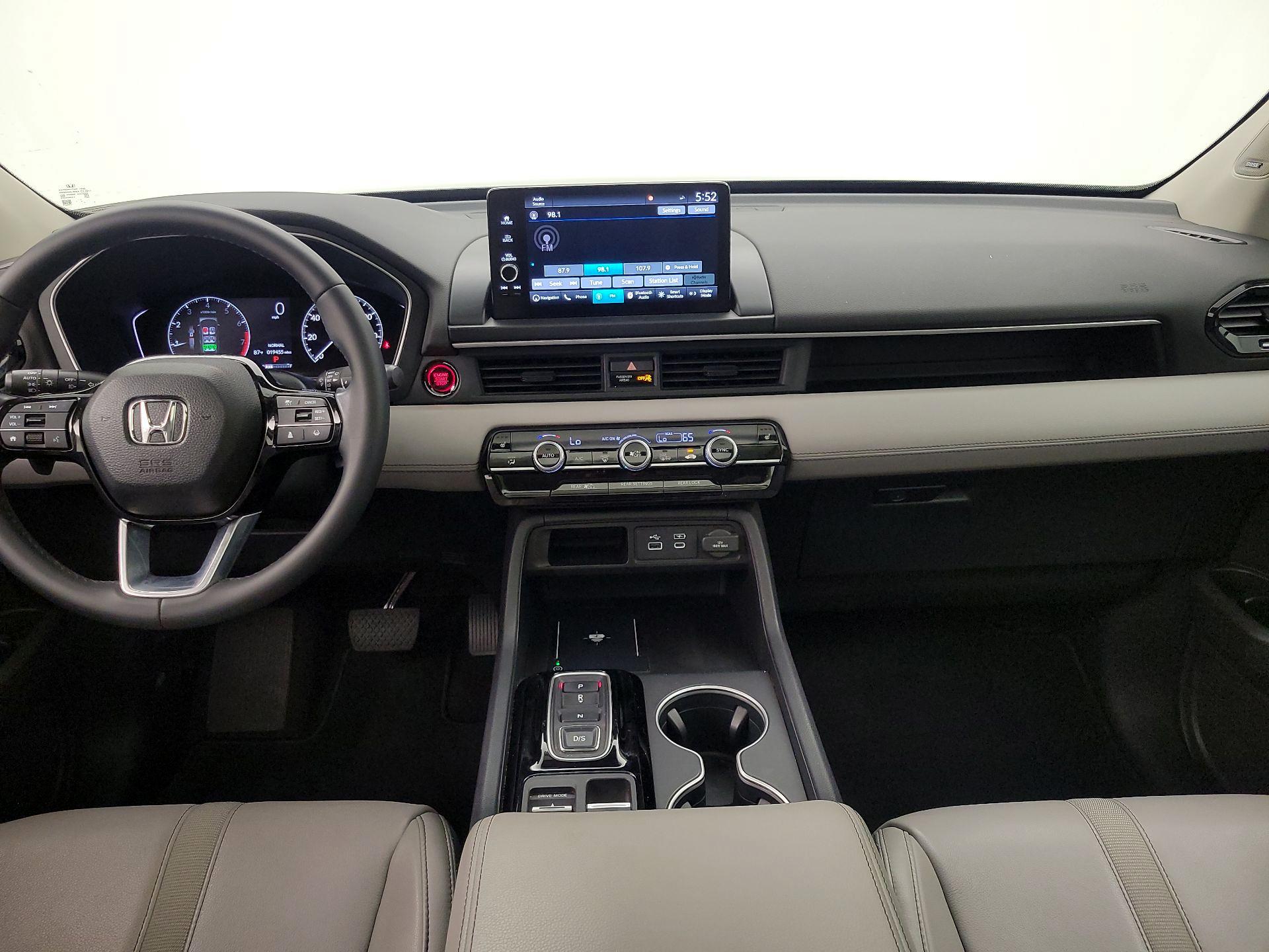 Thumbnail: 2023 Honda Pilot - 9