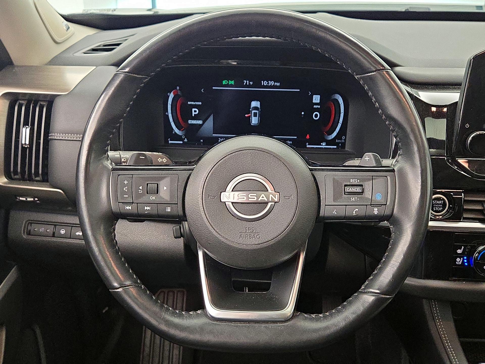 Thumbnail: 2023 Nissan Pathfinder - 10