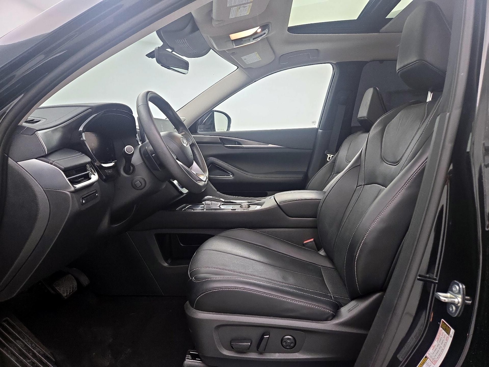 2023 INFINITI QX60 LUXE - Photo 12