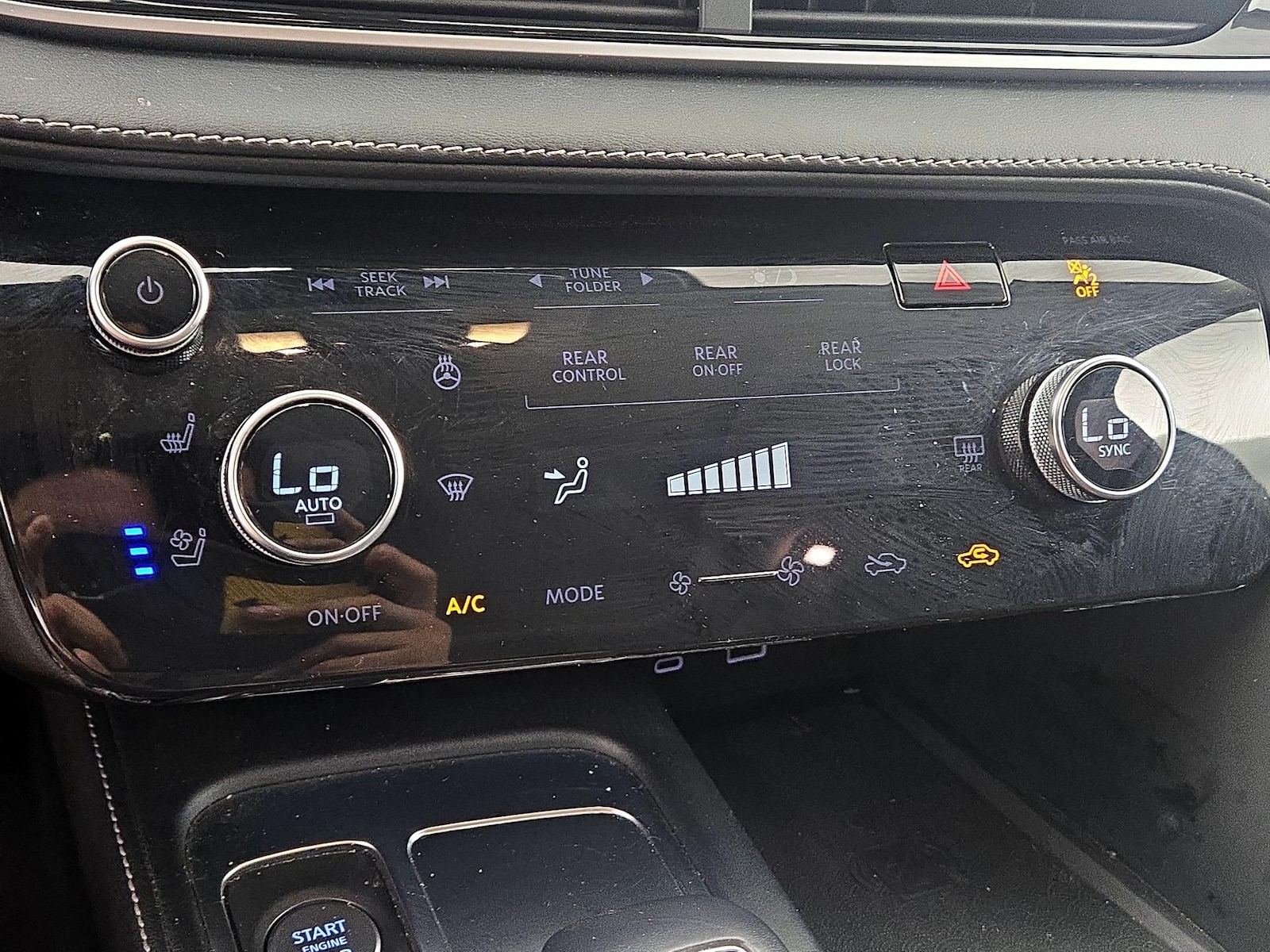 2023 INFINITI QX60 LUXE - Photo 18