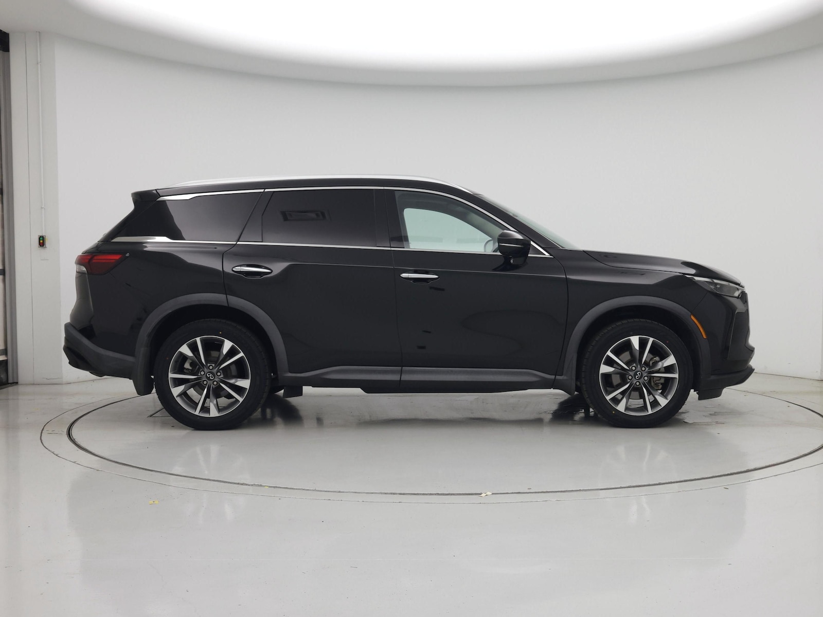 2023 INFINITI QX60 LUXE - Photo 8