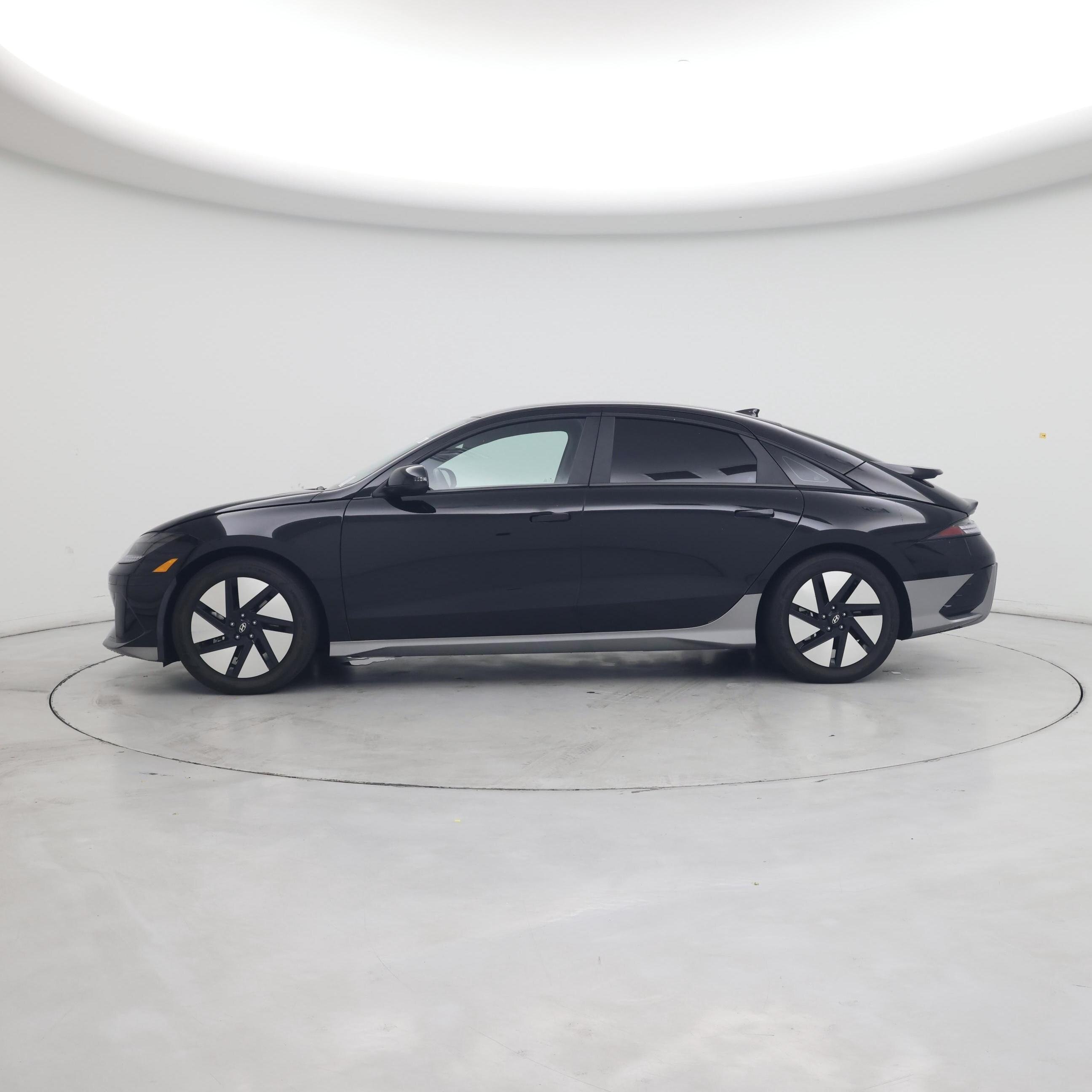 Thumbnail: 2024 Hyundai Ioniq 6 - 3