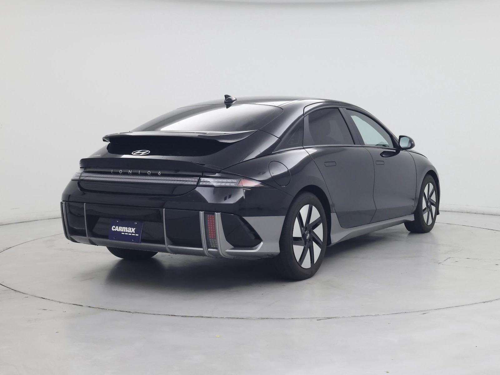 2024 Hyundai IONIQ 6 SE - Photo 9