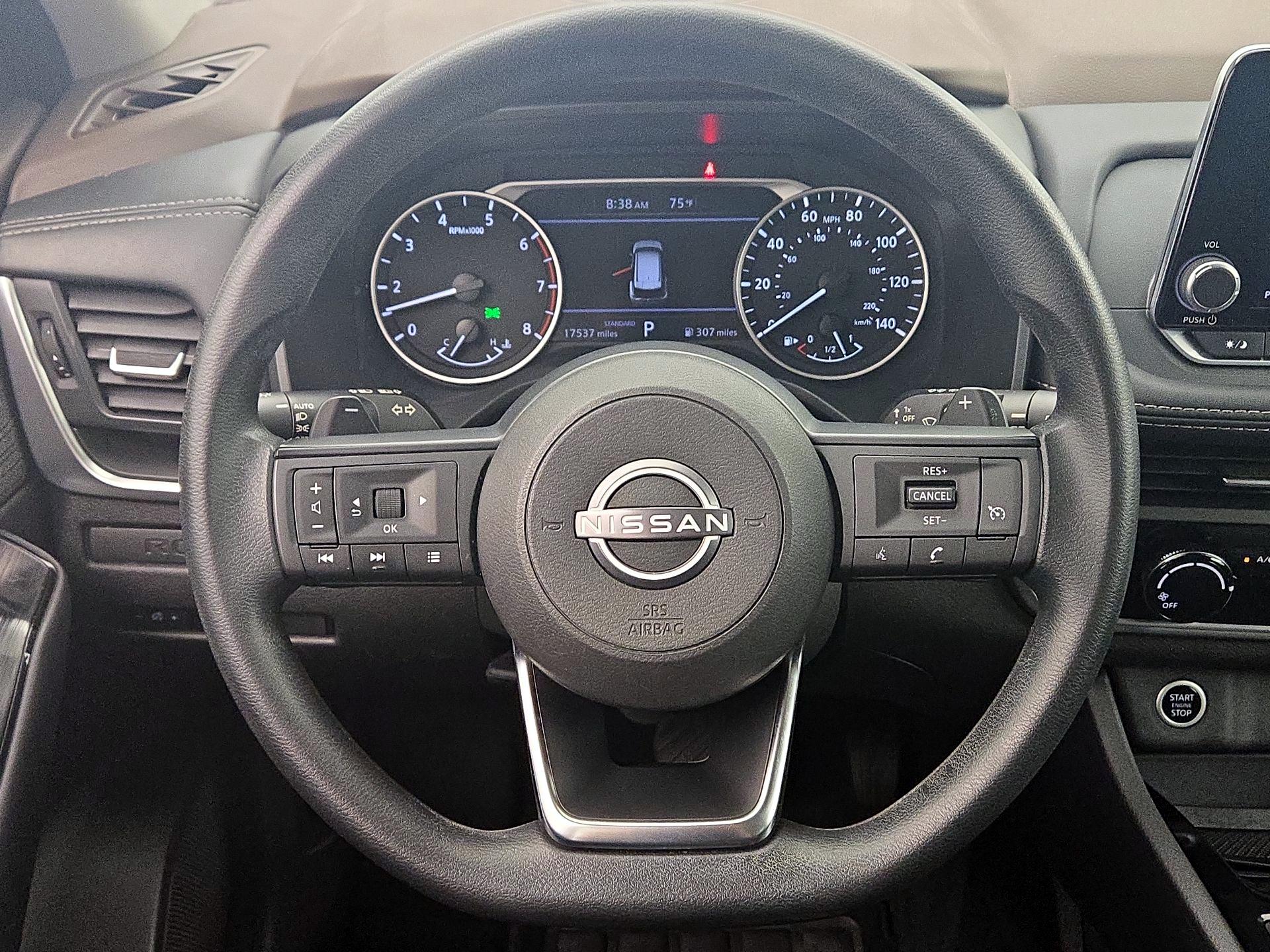Thumbnail: 2023 Nissan Rogue - 10