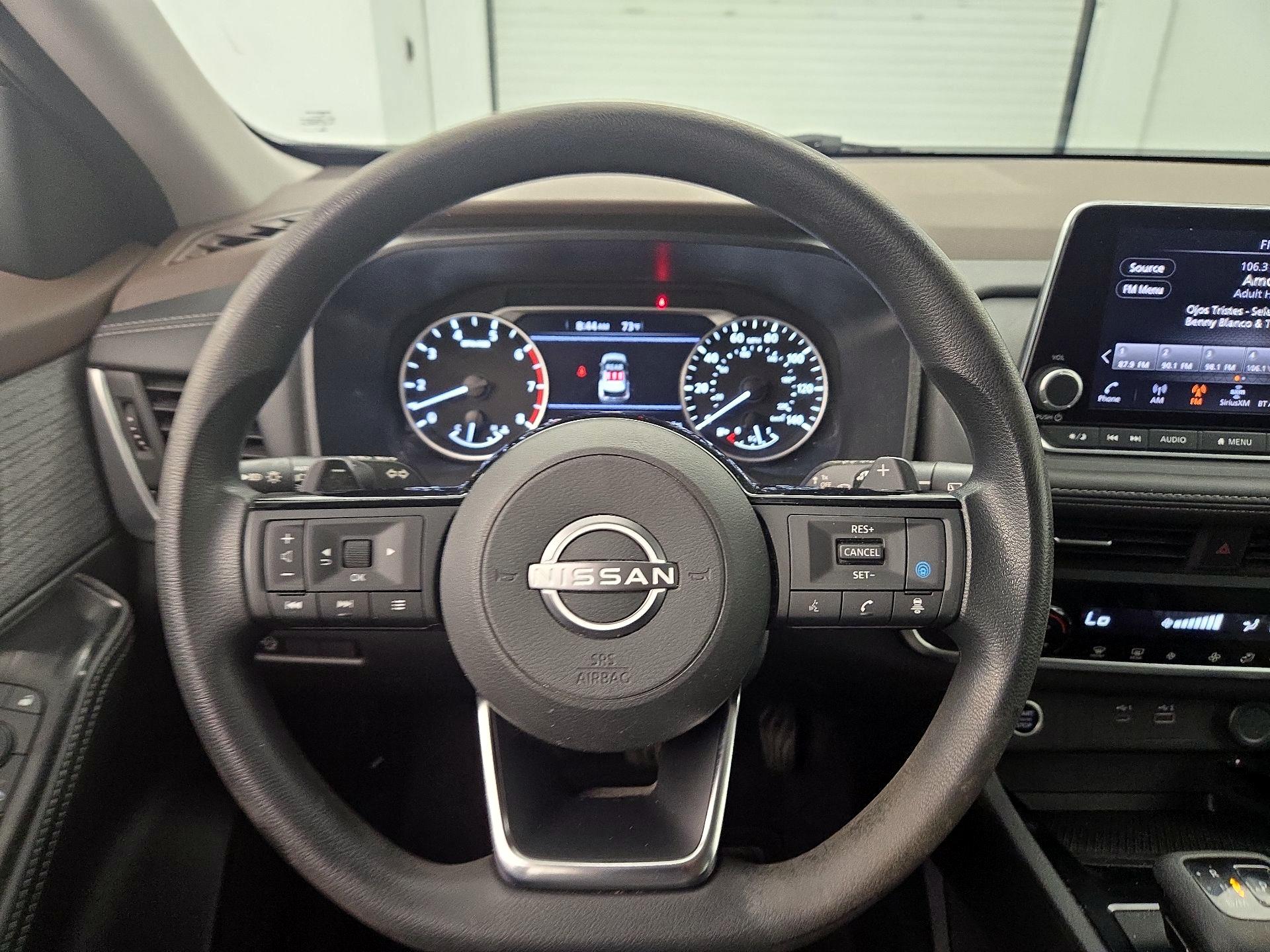 Thumbnail: 2023 Nissan Rogue - 10