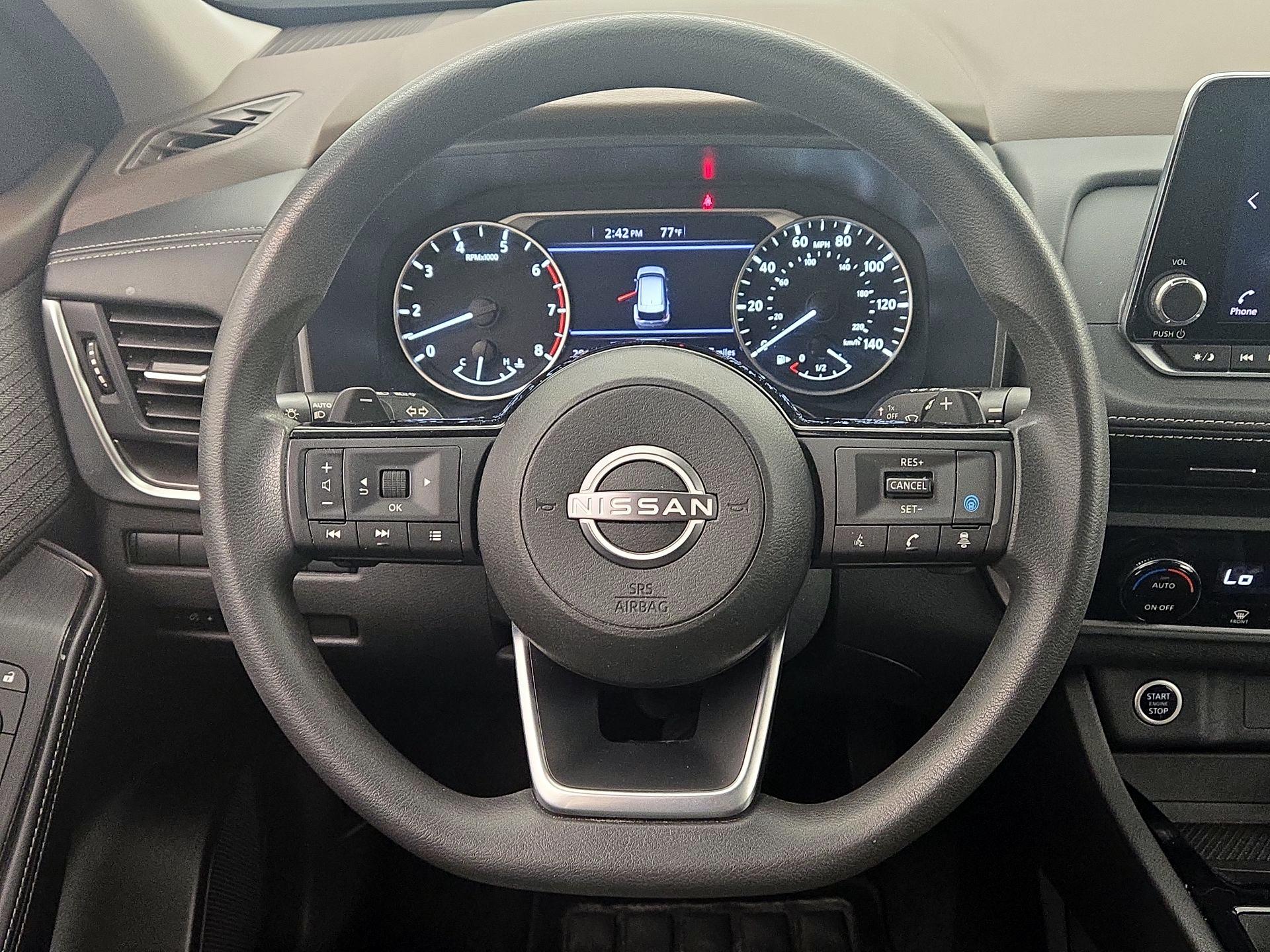 Thumbnail: 2023 Nissan Rogue - 10