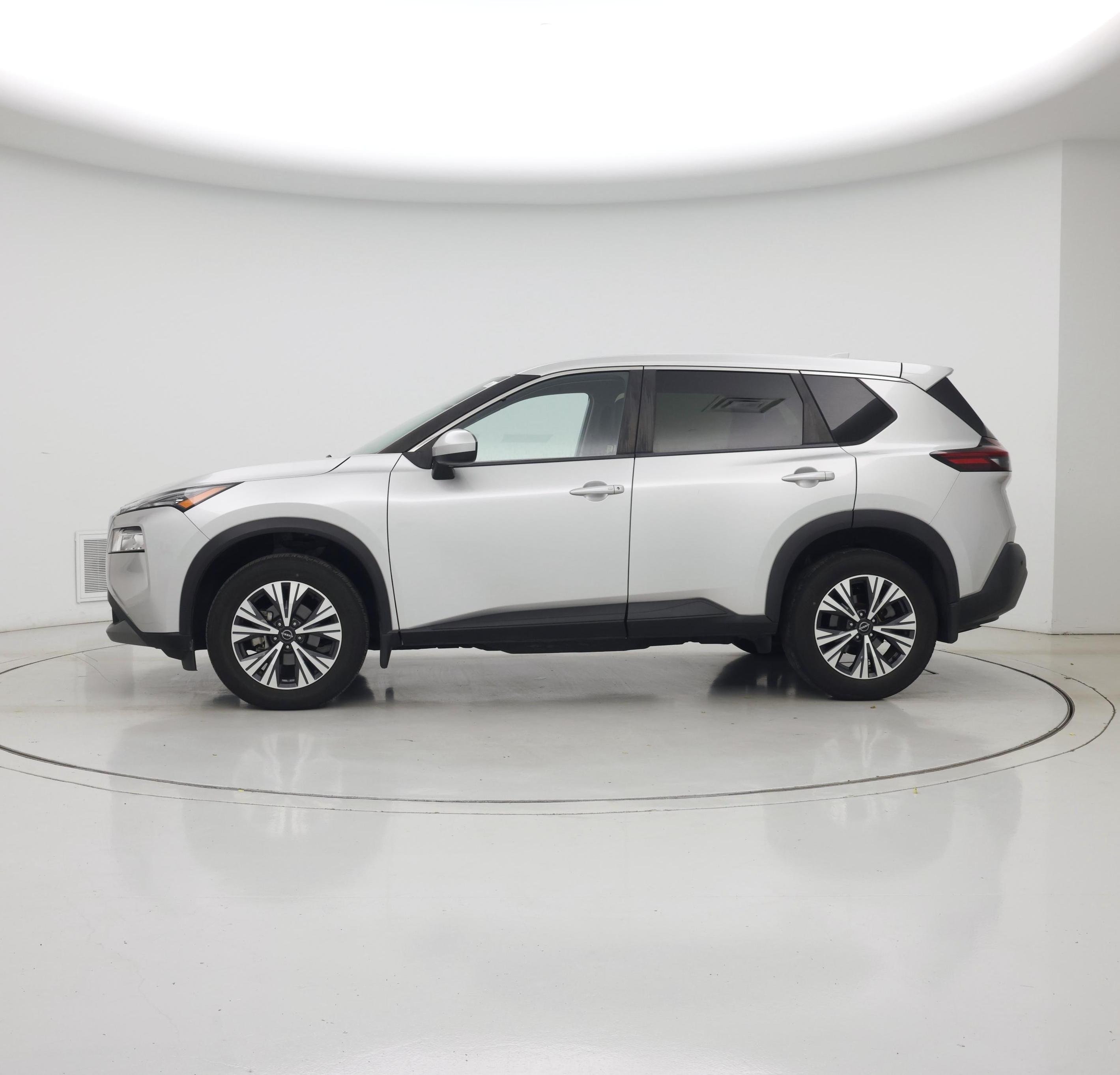 Thumbnail: 2023 Nissan Rogue - 3
