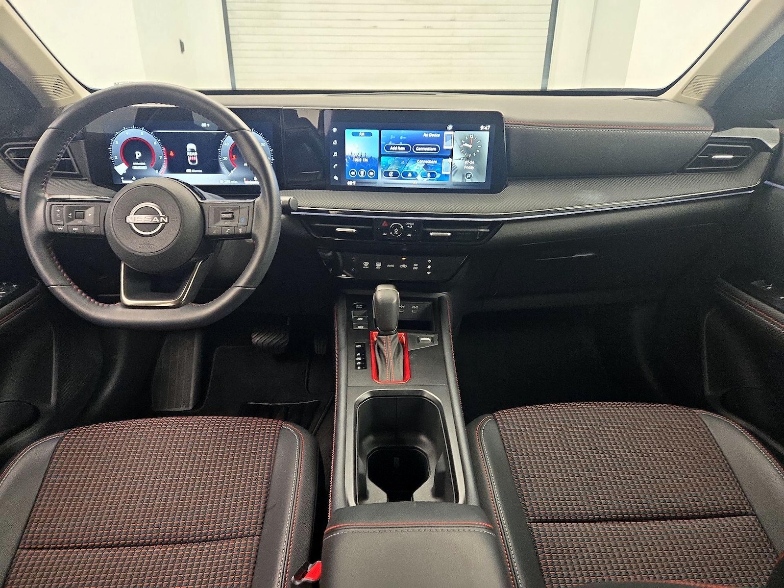 2025 Nissan Kicks SR - Photo 10