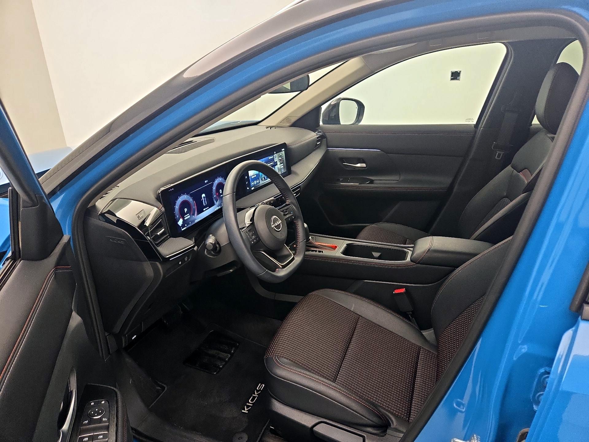 Thumbnail: 2025 Nissan Kicks - 11