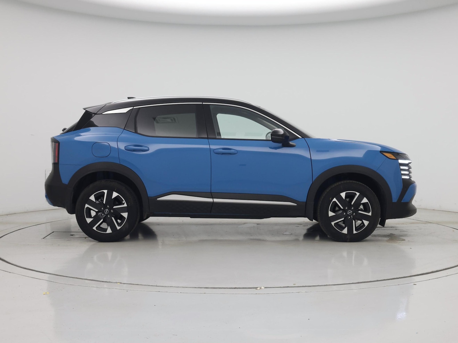 2025 Nissan Kicks SR - Photo 8