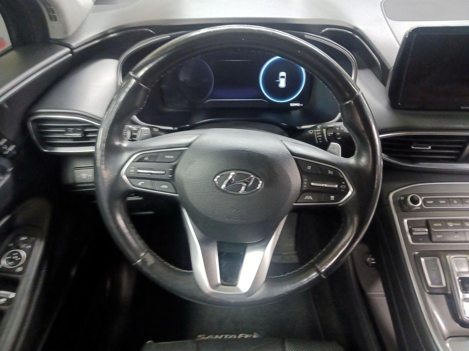 2023 Hyundai Santa Fe Limited - Photo 11