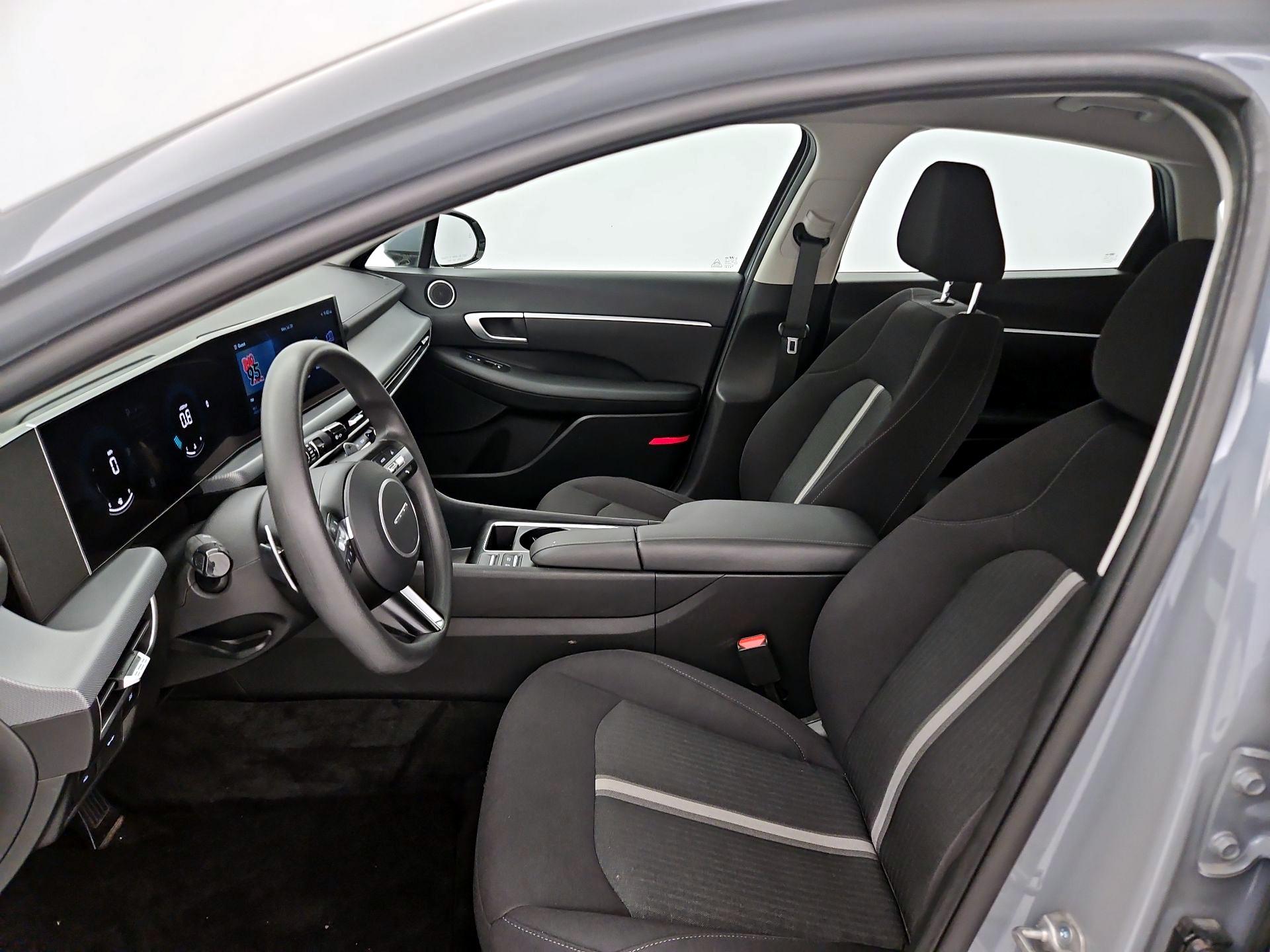 Thumbnail: 2025 Hyundai Sonata - 11