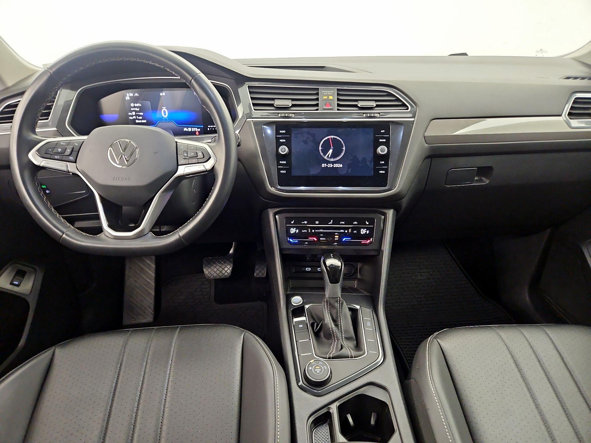 Thumbnail: 2024 Volkswagen Tiguan - 9
