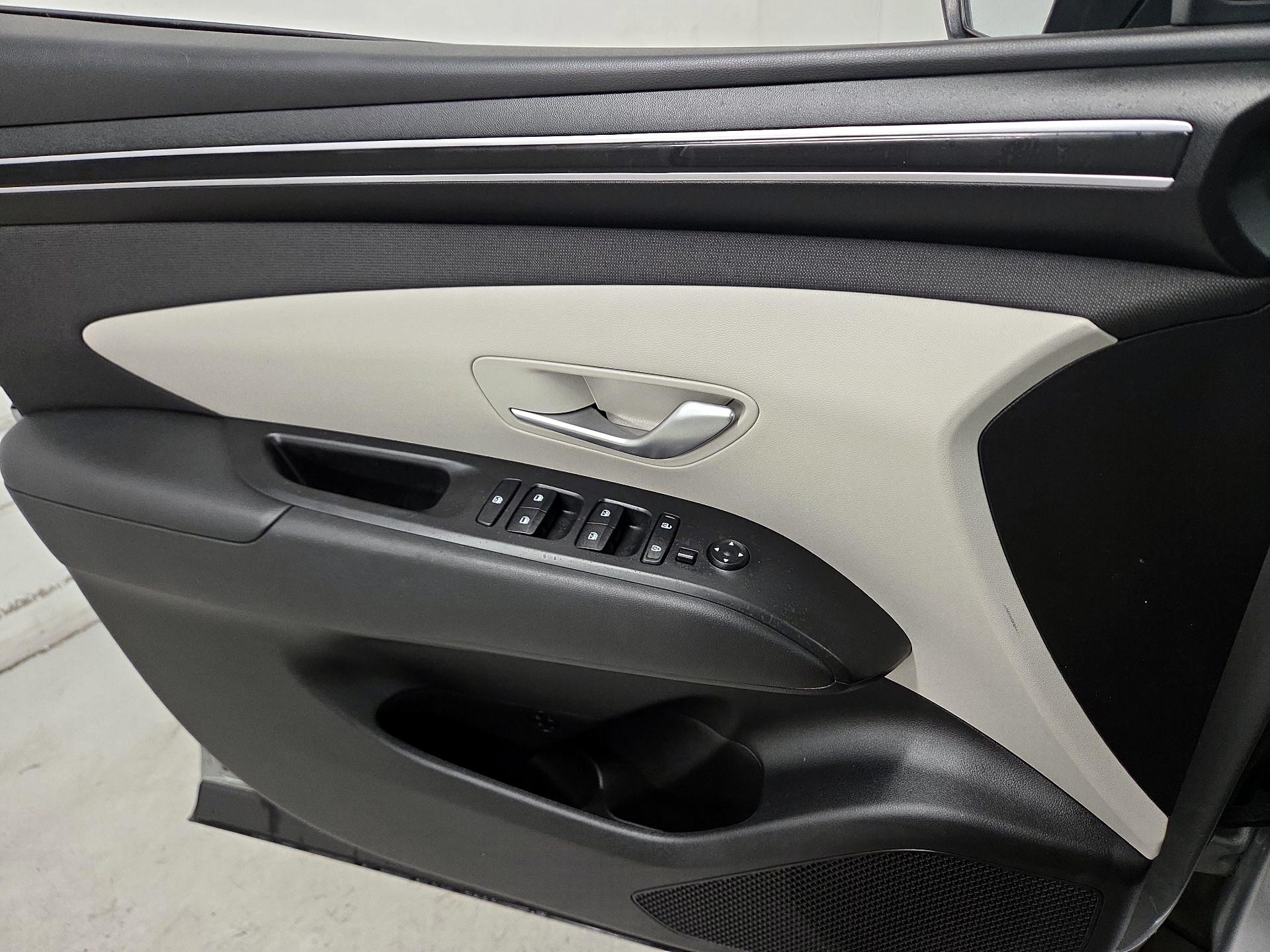 Thumbnail: 2023 Hyundai Tucson - 12