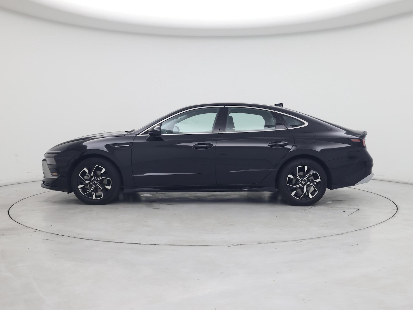 2025 Hyundai Sonata SEL - Photo 4