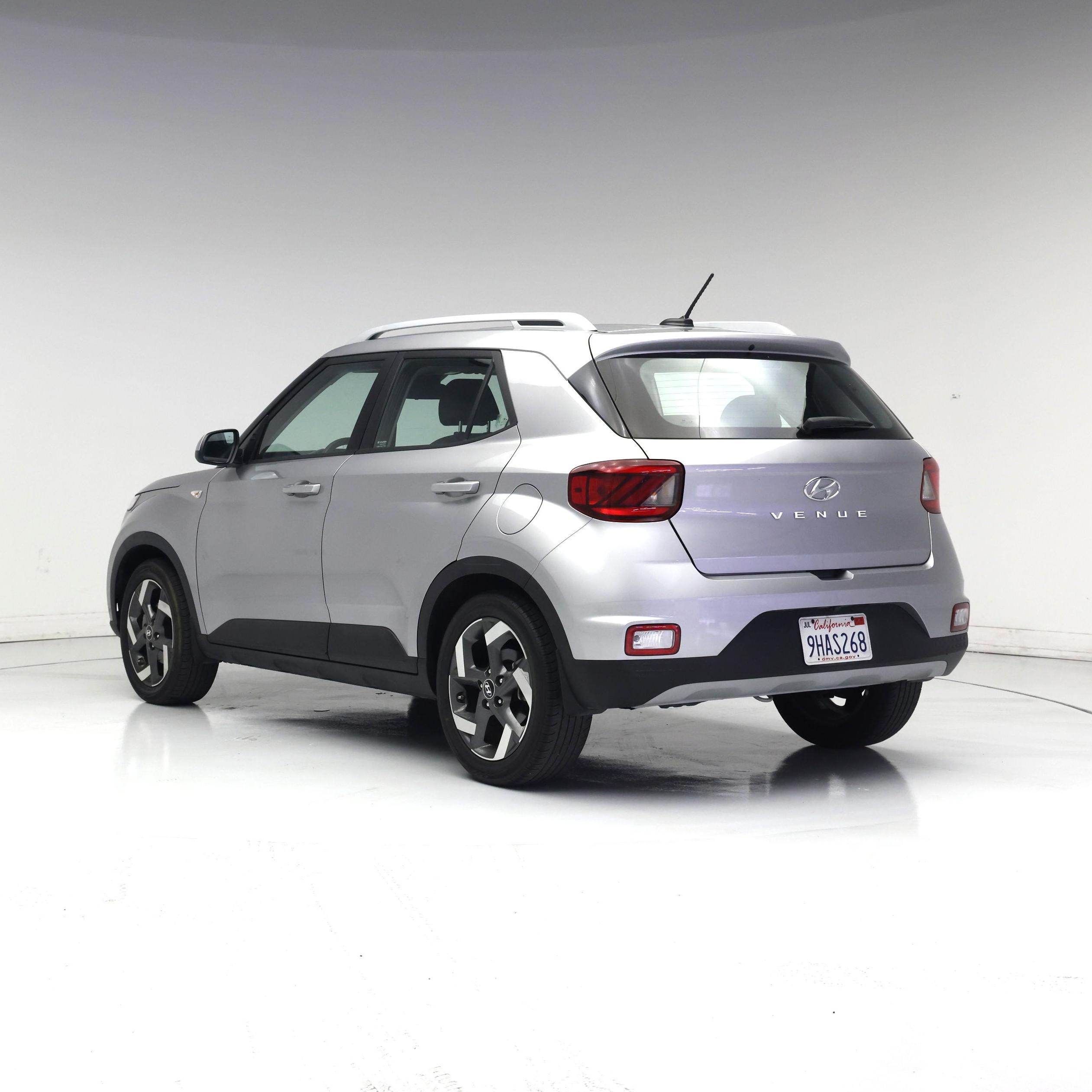 Thumbnail: 2023 Hyundai Venue - 2