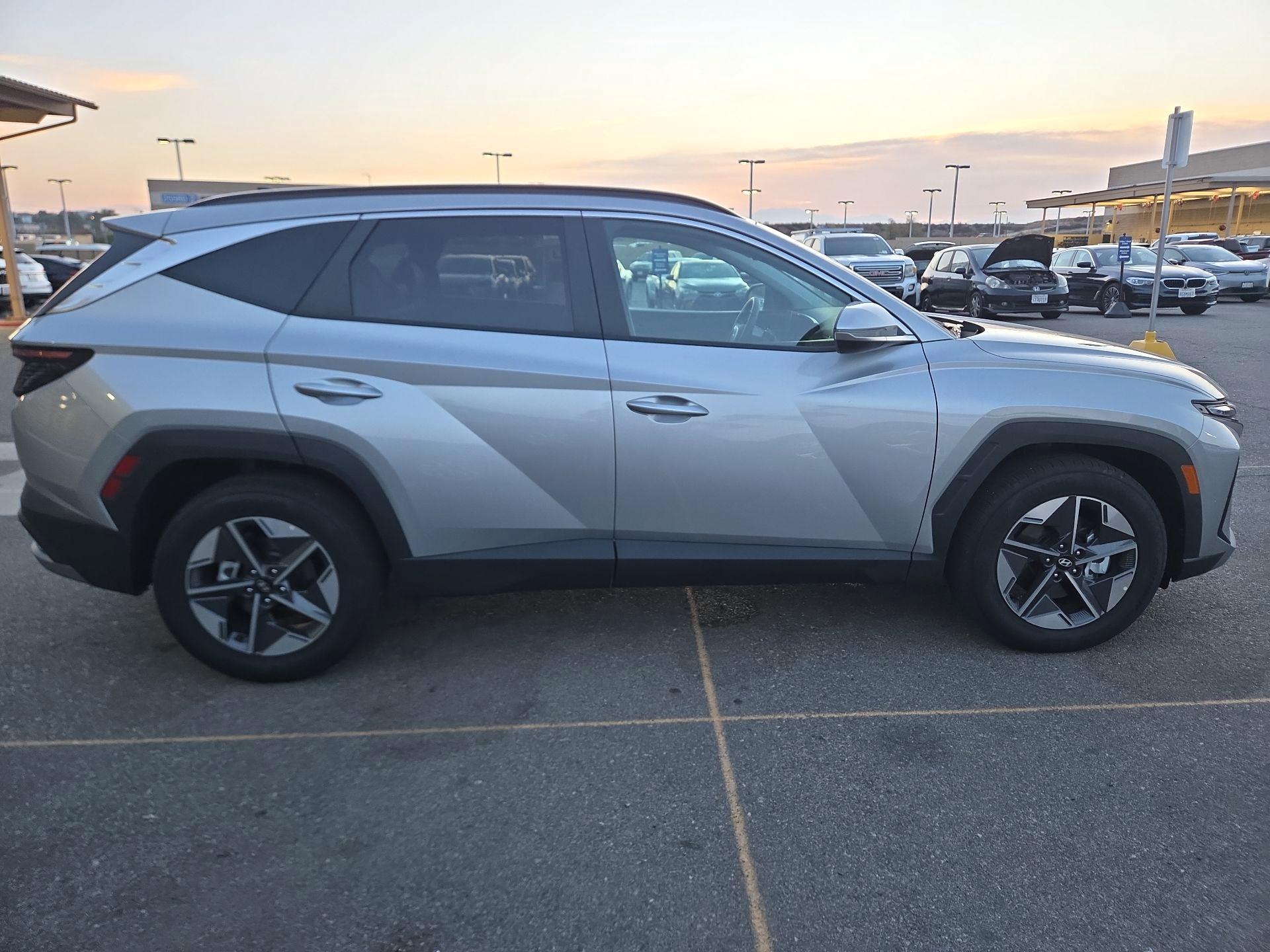Thumbnail: 2026 Hyundai Tucson - 4