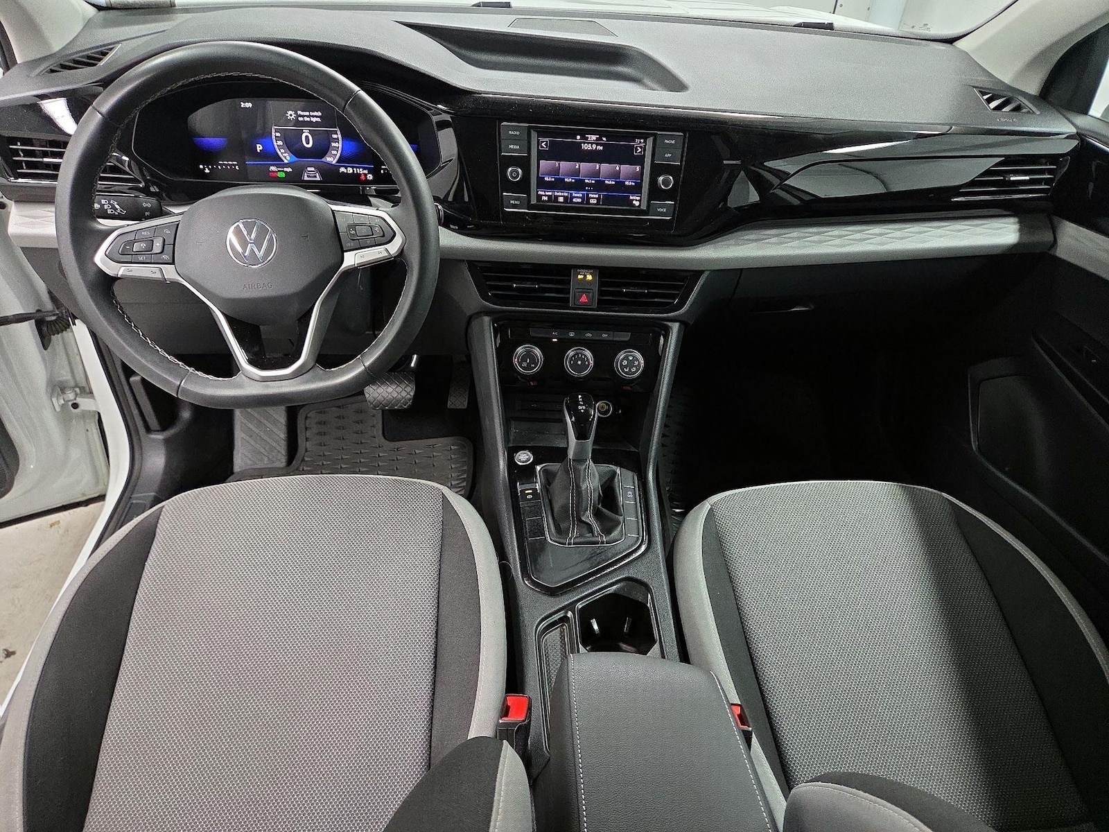 2024 Volkswagen Taos S - Photo 10