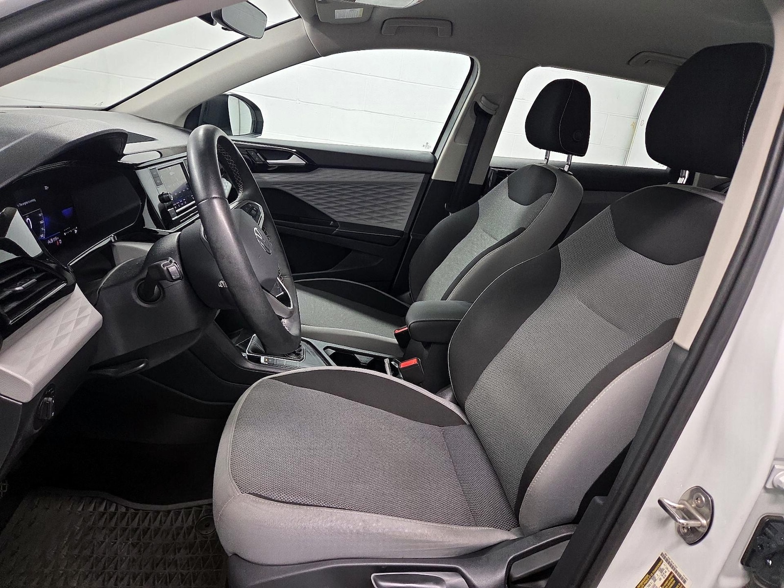 2024 Volkswagen Taos S - Photo 12