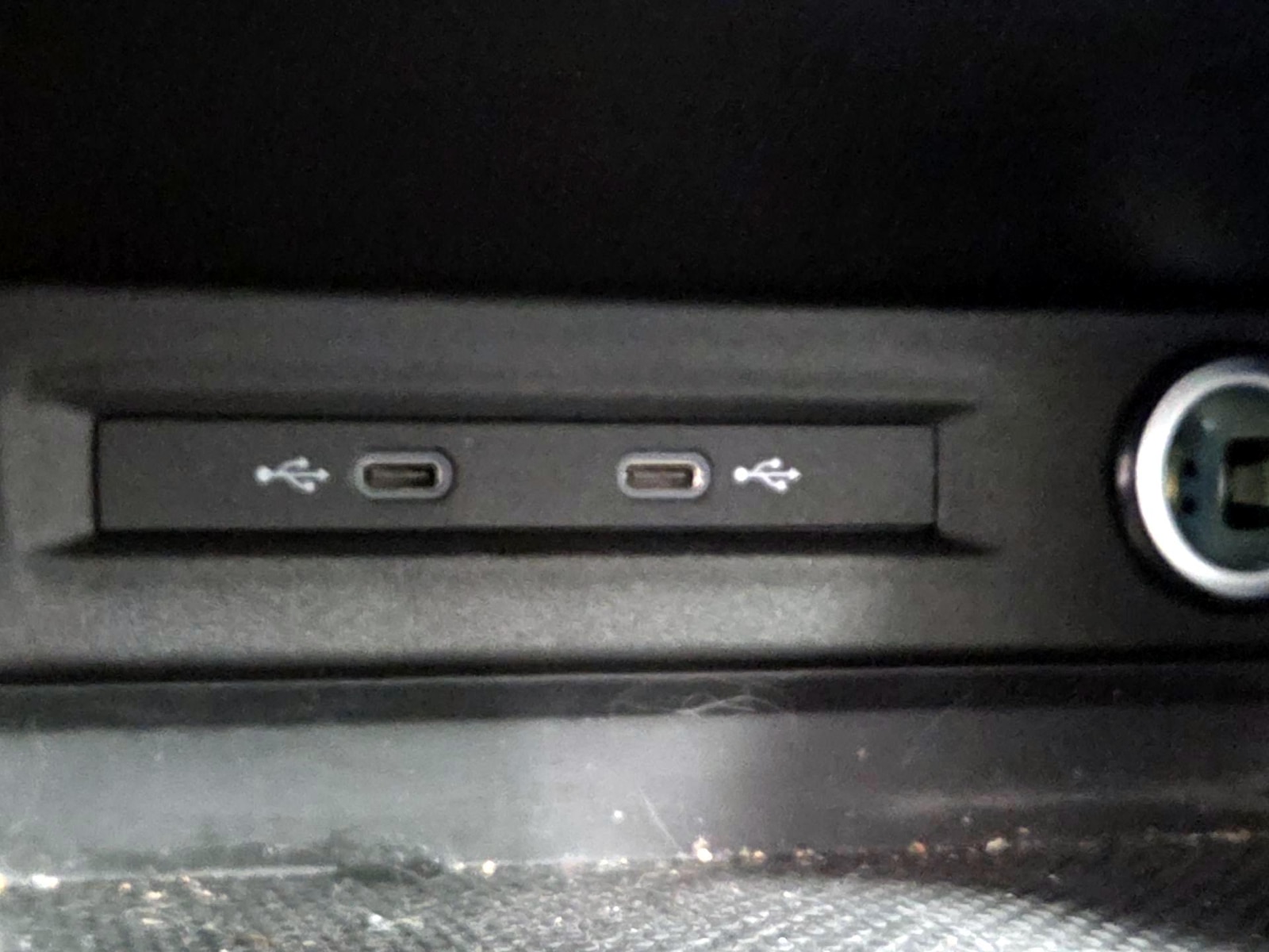 2024 Volkswagen Taos S - Photo 19