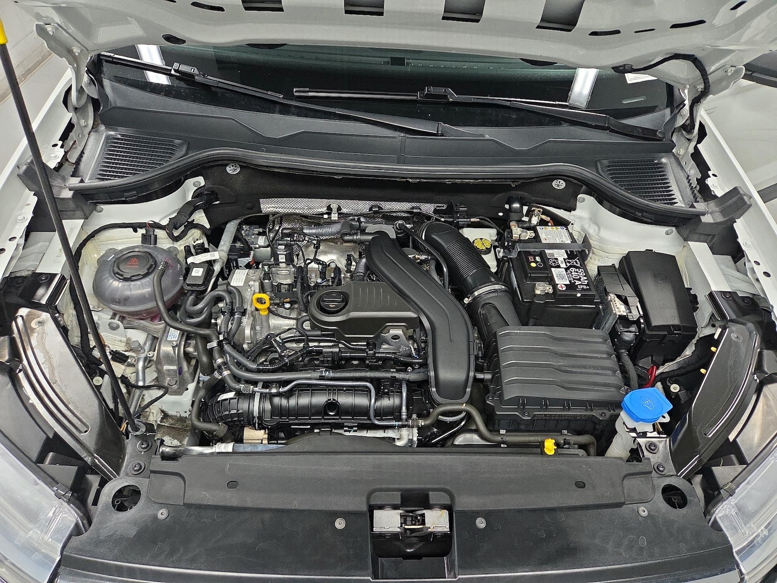 2024 Volkswagen Taos S - Photo 22